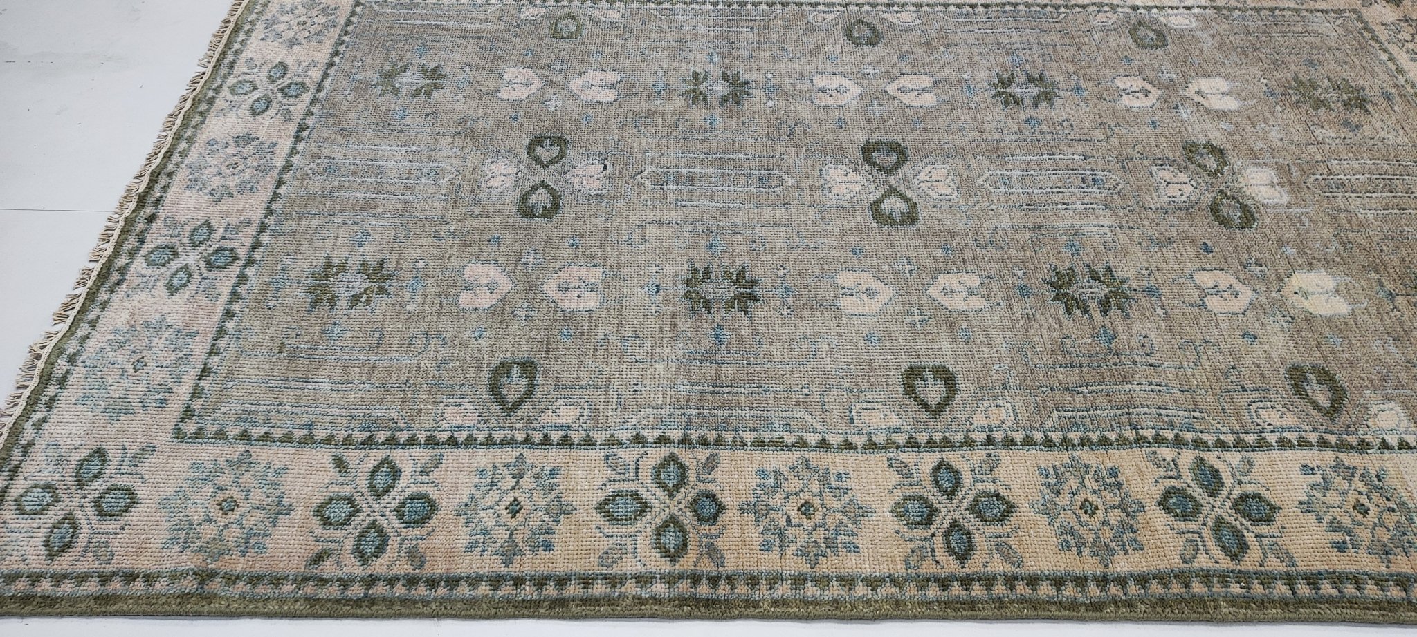 Bernadette Parson 5x8 Hand-Knotted Grey Oushak | Banana Manor Rug Factory Outlet