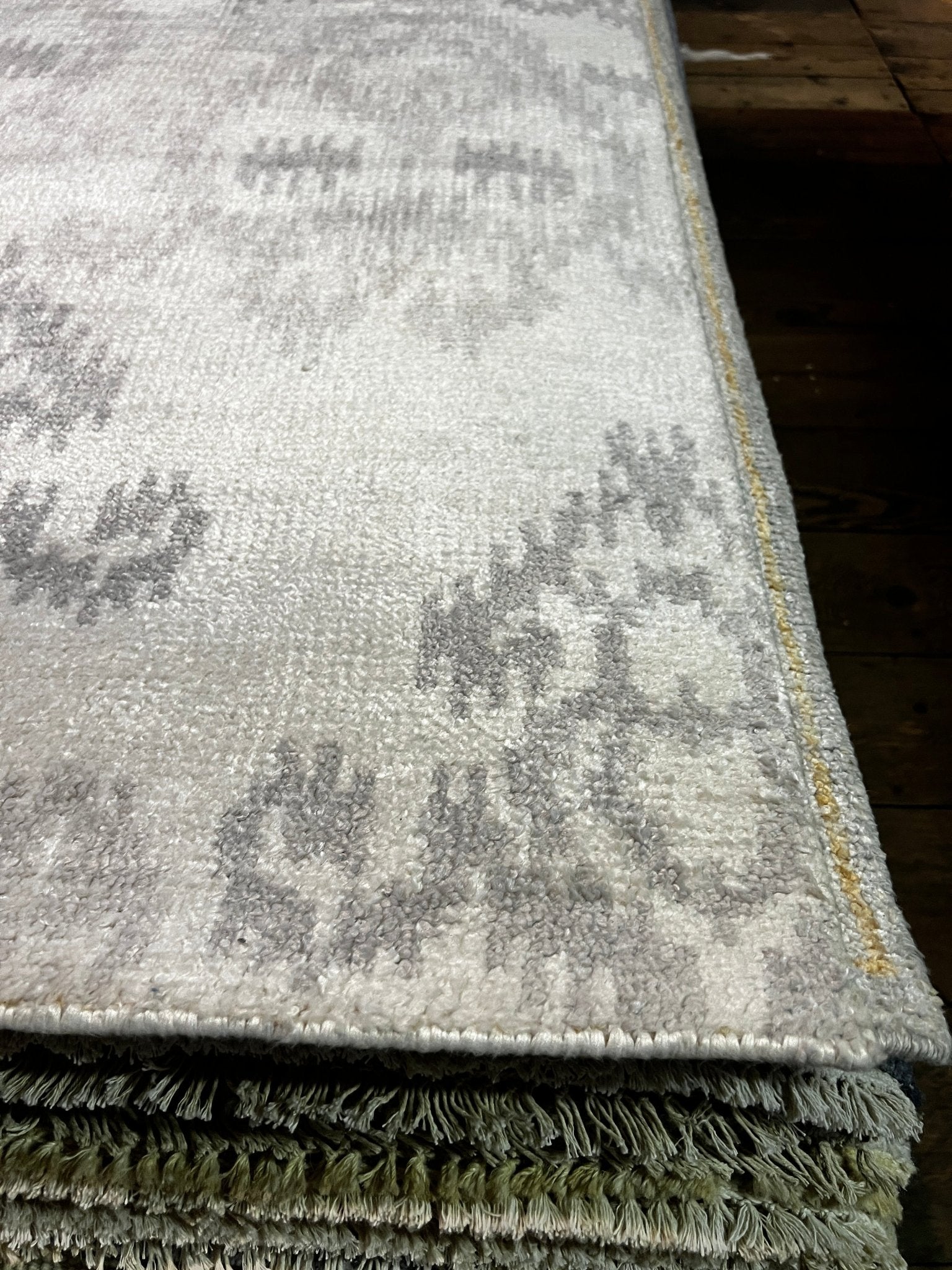 Bibi 4x6 Ivory & Tan Ikat | Banana Manor Rug Factory Outlet