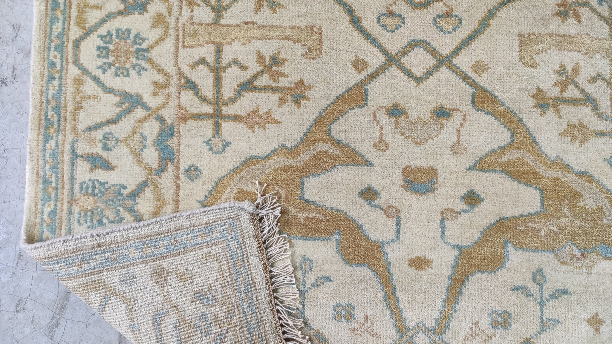 Bliss 4.6x6.3 Ivory Hand-Knotted Oushak Rug | Banana Manor Rug Company