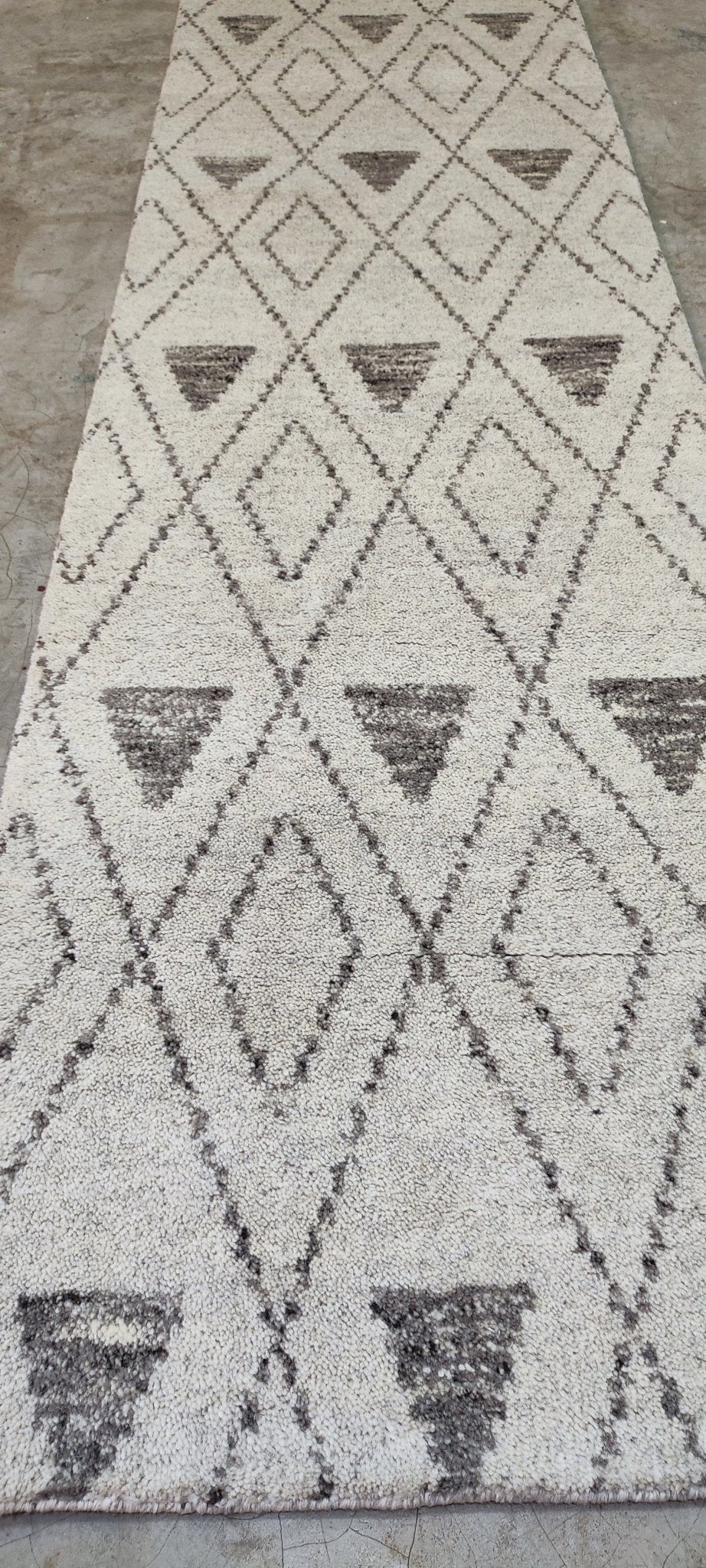 Bryan Brown Hand-Knotted Berber Runner Ivory and Grey (Various Sizes) | Banana Manor Rug Company