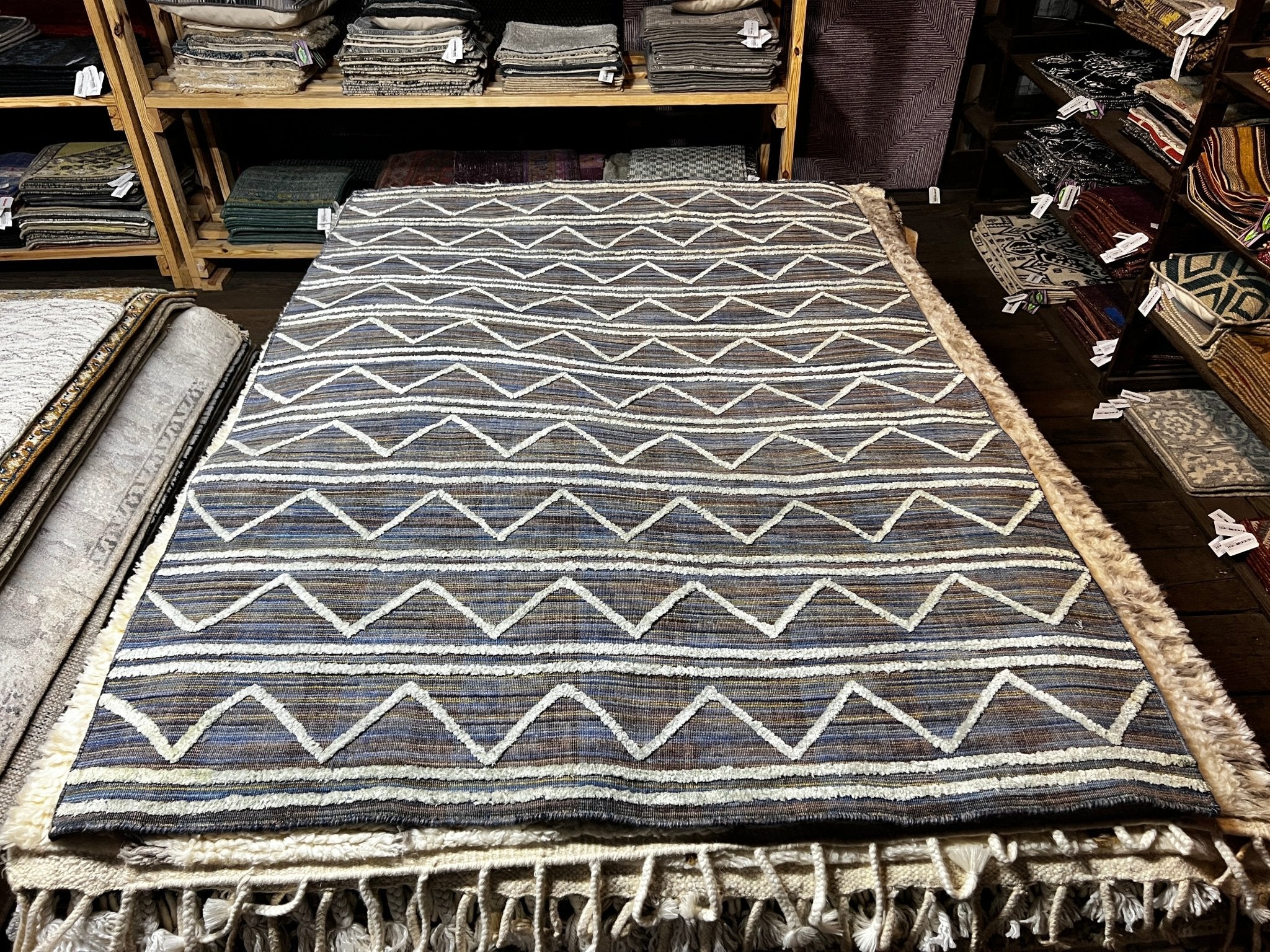 Burt Campbell 4.9x6.6 Handwoven Durrie | Banana Manor Rug Factory Outlet