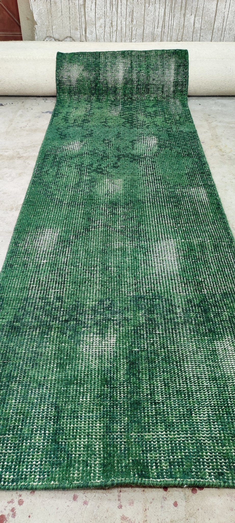 Caleb Ross Hand-Knotted Modern Green Abstract Runner 2.6x8 | Banana Manor Rug Company