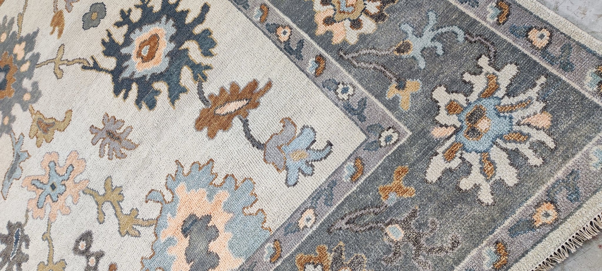 Celerie Kemble Ivory and Grey Hand-Knotted Oushak Rug 9x12 | Banana Manor Rug Company