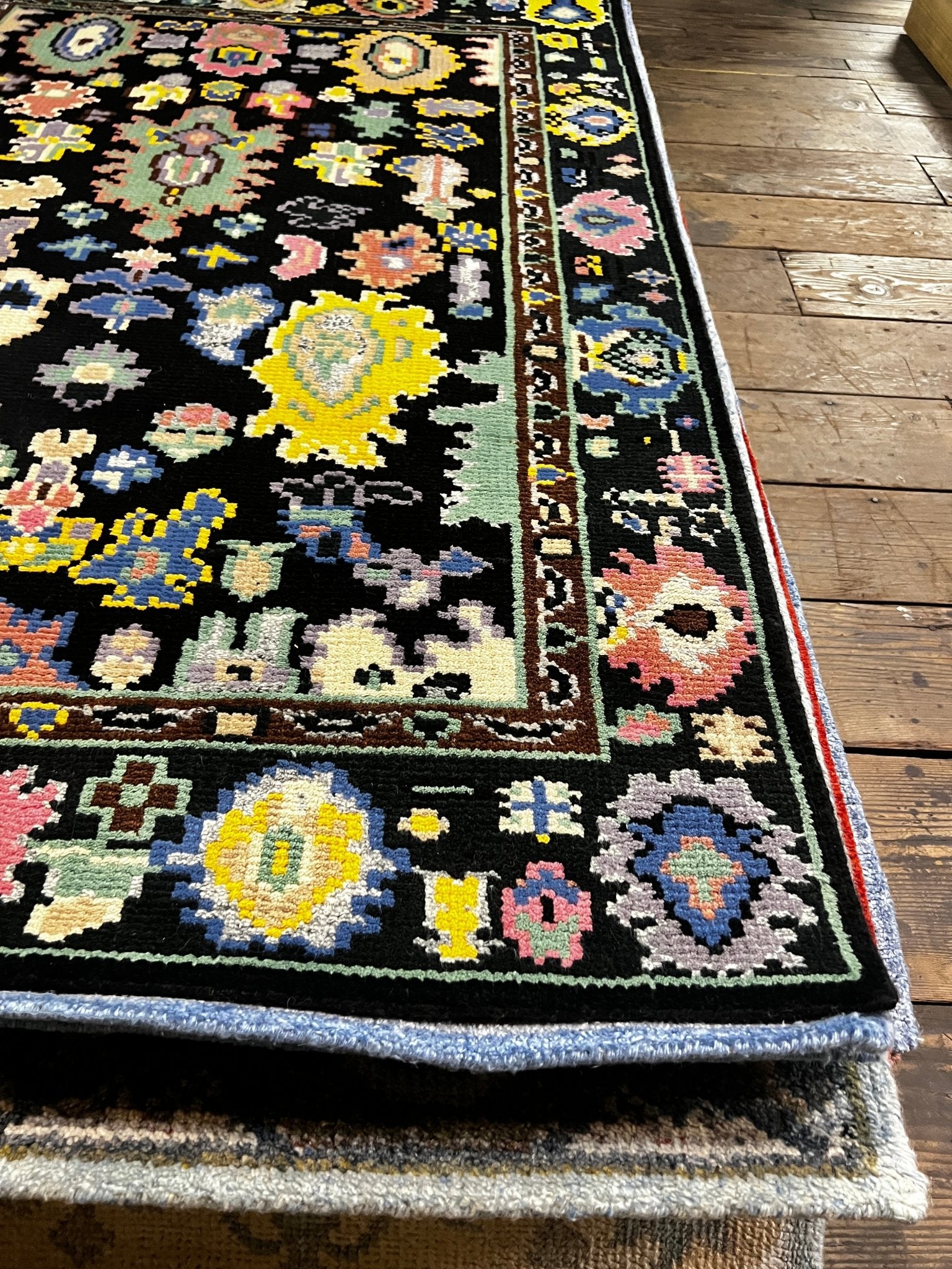 Celestina 3.9x5.9 Black Oushak | Banana Manor Rug Factory Outlet