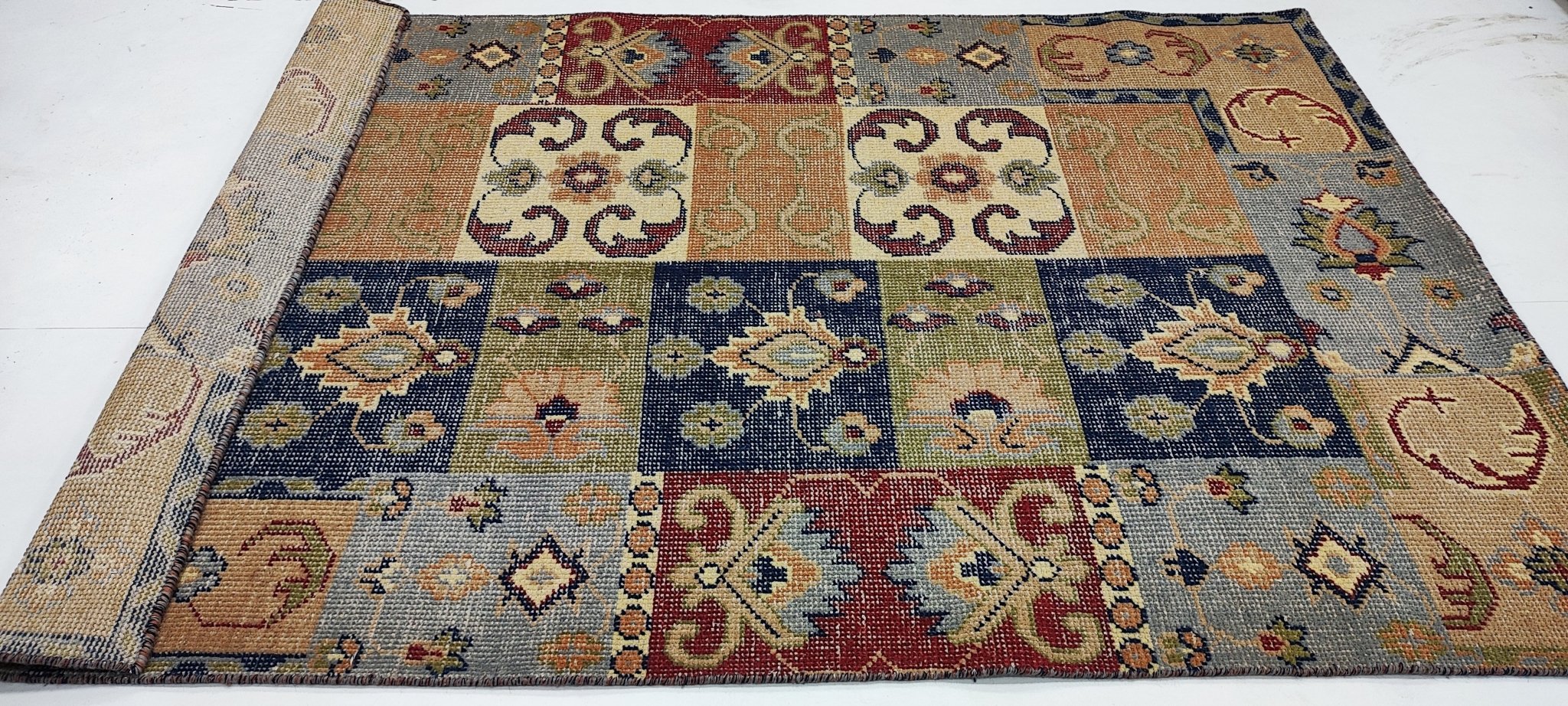 Chandler Bing 5.3x7.9 Hand-Knotted Brown Mix Patch Weave | Banana Manor Rug Factory Outlet