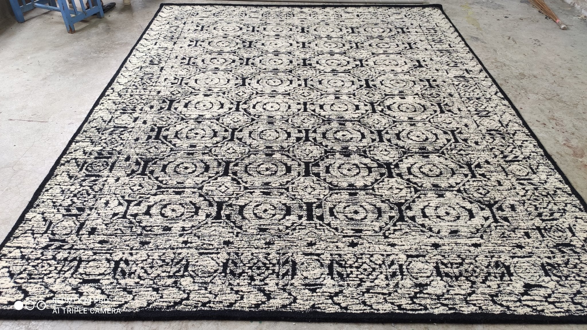 Happy Hour Diamond Ice Mold – Banana Manor Rug Factory Outlet