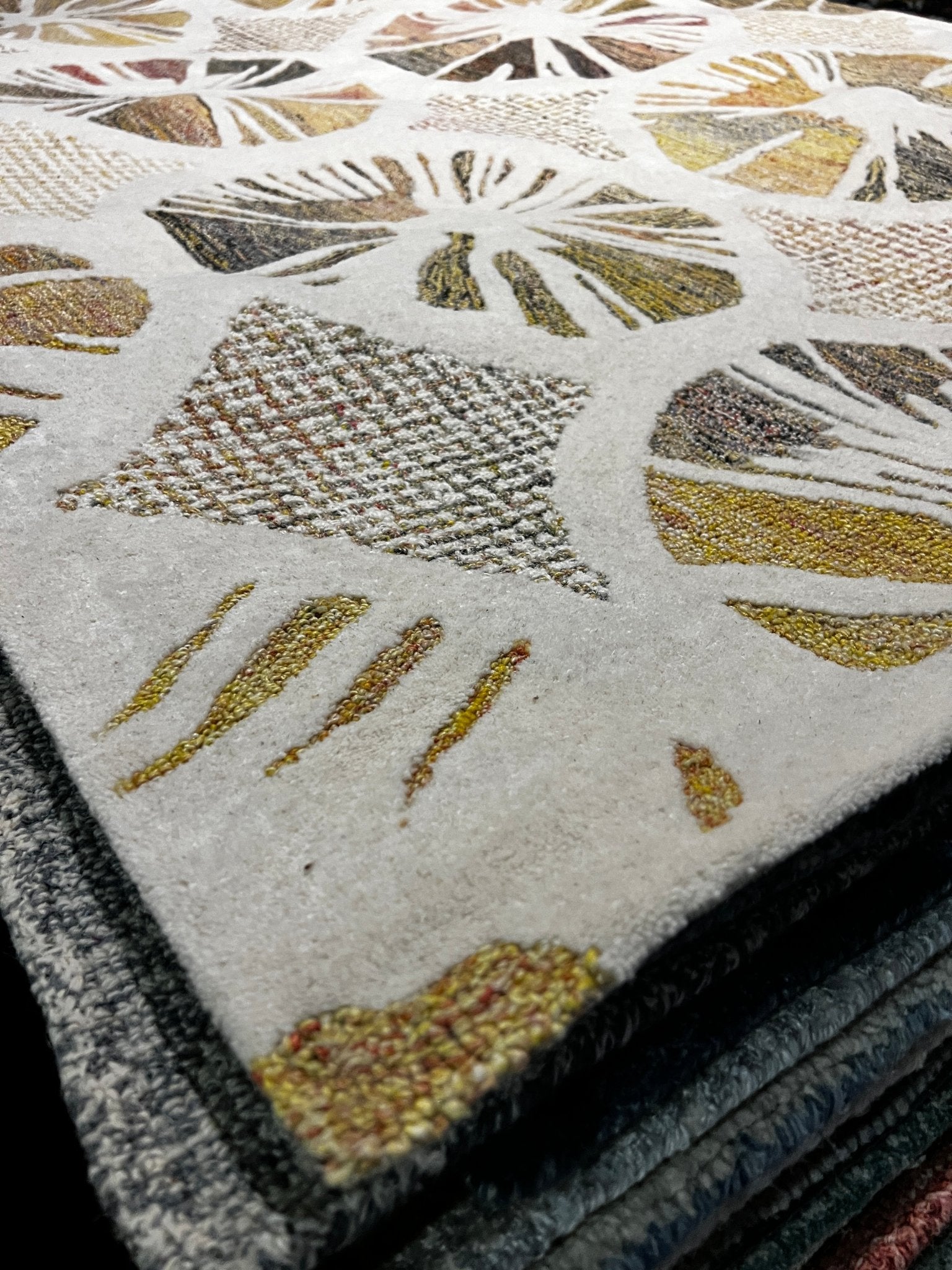 Chickie Wah Wah 5x8 Hand-Tufted Ivory & Yellow Modern | Banana Manor Rug Factory Outlet