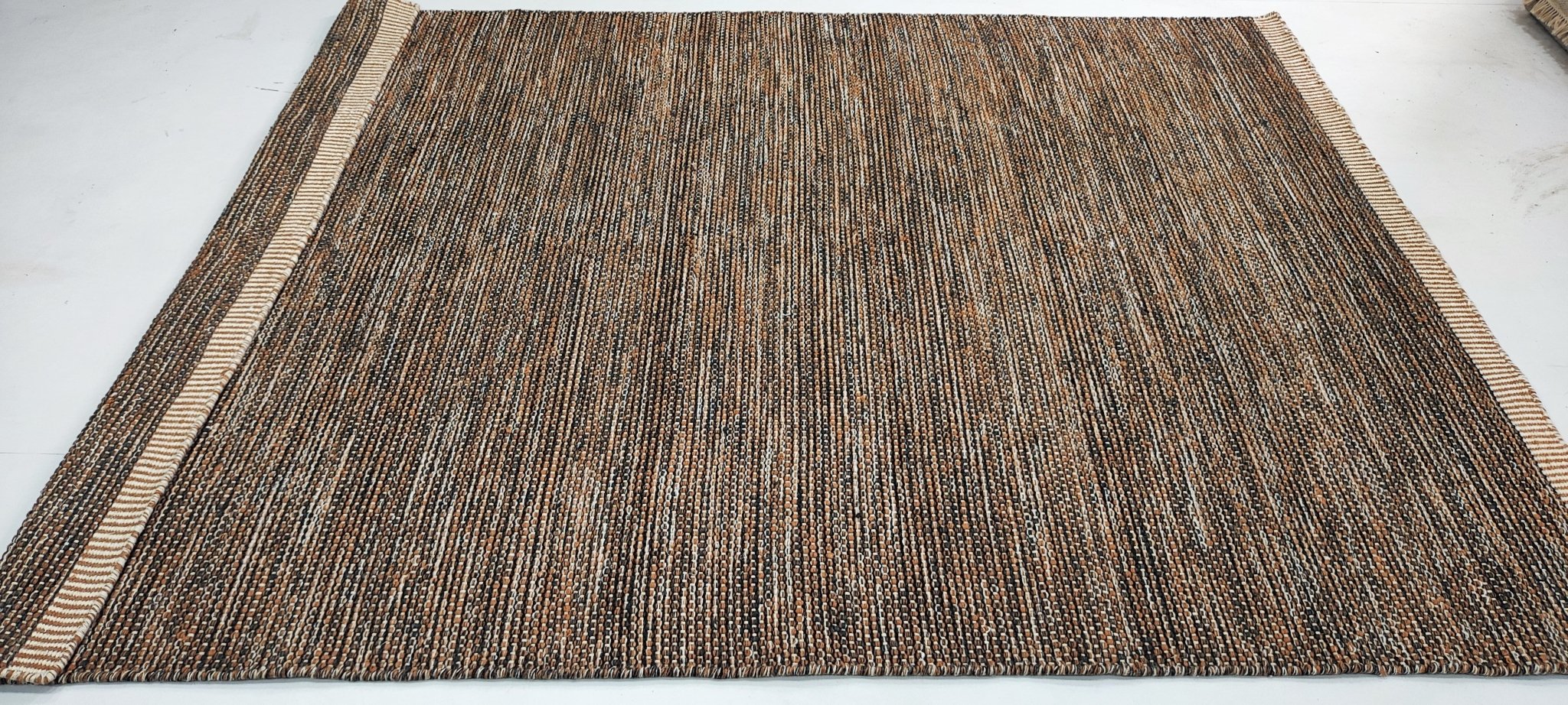 Choctaw 5.6x7.6 Handwoven Brown Textured Durrie | Banana Manor Rug Factory Outlet