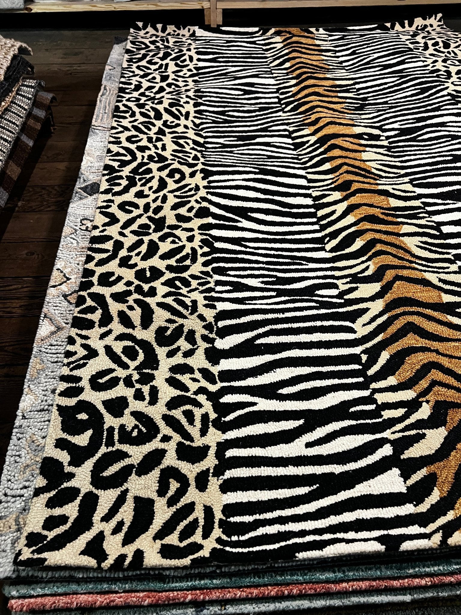 Chris Owens 5x8 Hand-Tufted Jungle Orgy | Banana Manor Rug Factory Outlet