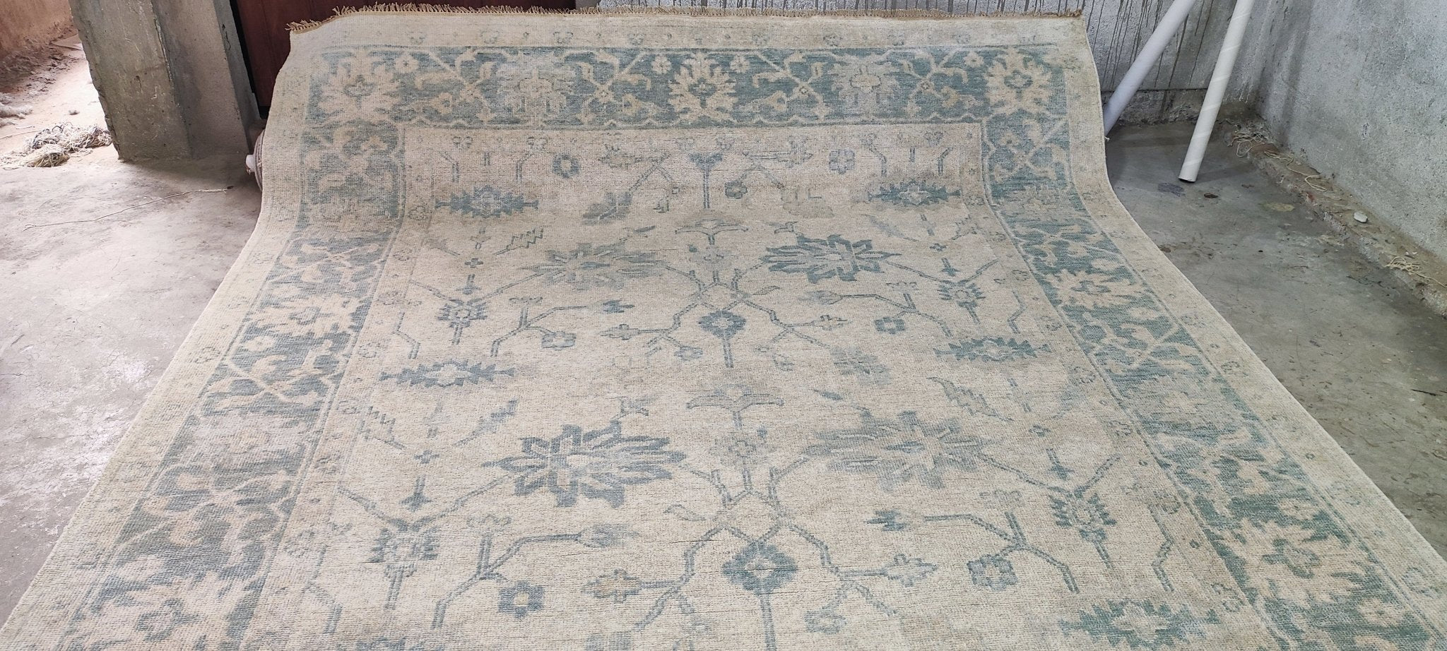 Christine Gachot 9x12 Ivory and Light Green Hand-Knotted Oushak Rug | Banana Manor Rug Company