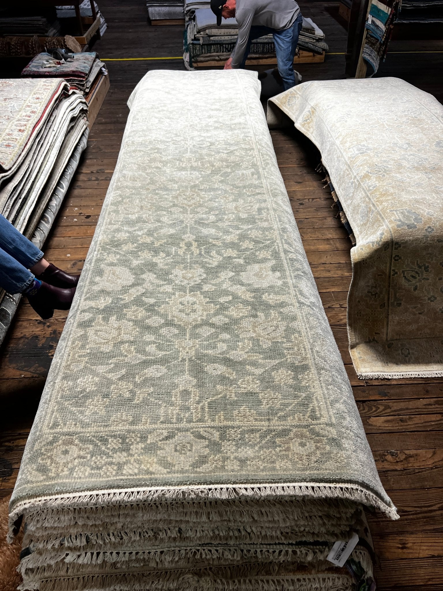 Christine Taylor 3.9x12.9 Hand-Knotted Silver & Grey Oushak Runner | Banana Manor Rug Factory Outlet