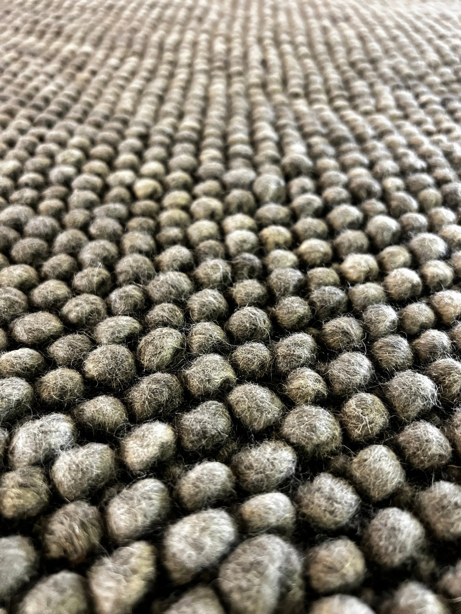 Clark Hand-Knotted Grey *Eye Ball? (Multiple Sizes) | Banana Manor Rug Factory Outlet