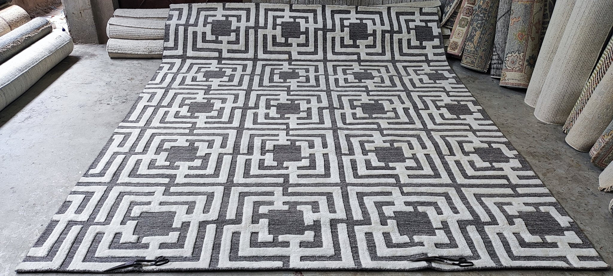 Cole 8x10 Hand-Knotted Grey & White Modern | Banana Manor Rug Factory Outlet