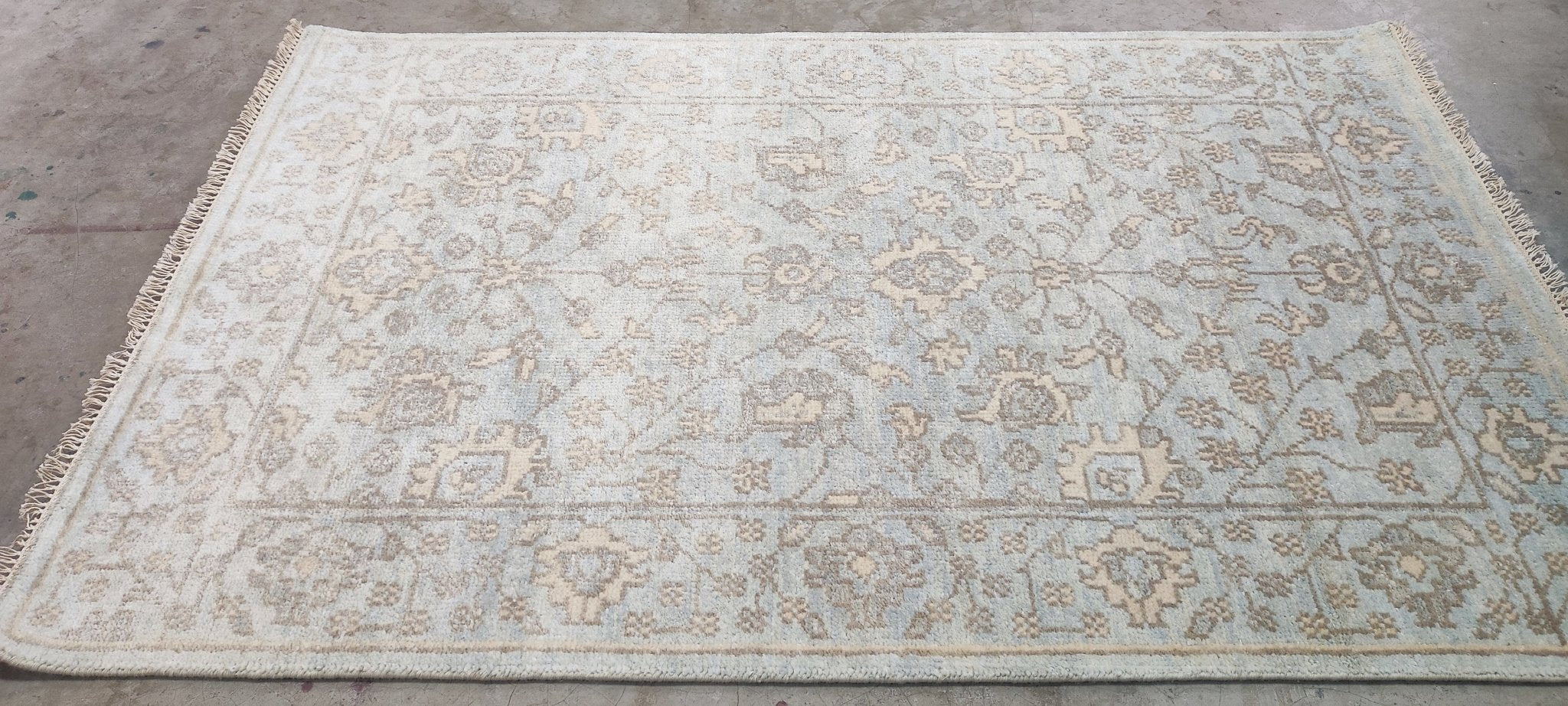 Courtney Abbot Hand-Knotted Silver and Grey Oushak 4x6 | Banana Manor Rug Company