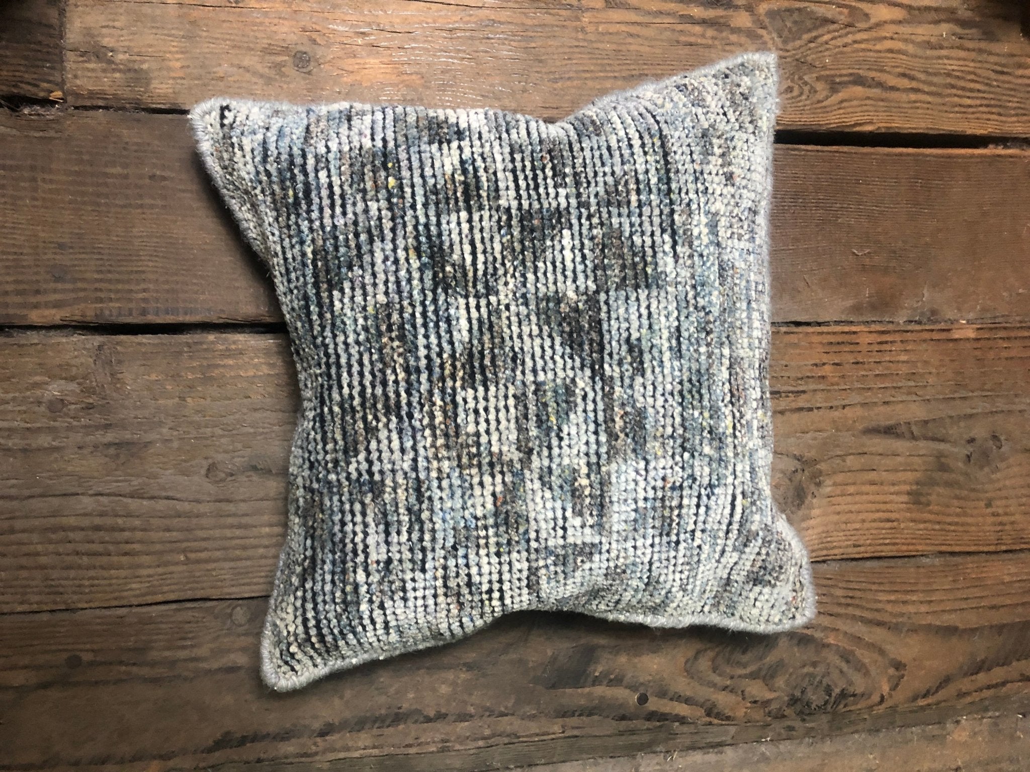 Crescent Grey and Blue Hand-Knotted Pillow | Banana Manor Rug Company