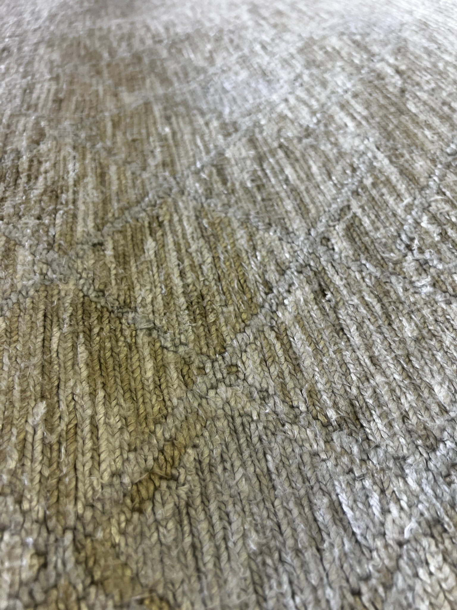 Daniella Capri 7.9x9.6 Silver & Grey Abstract Modern Hand-Knotted | Banana Manor Rug Factory Outlet