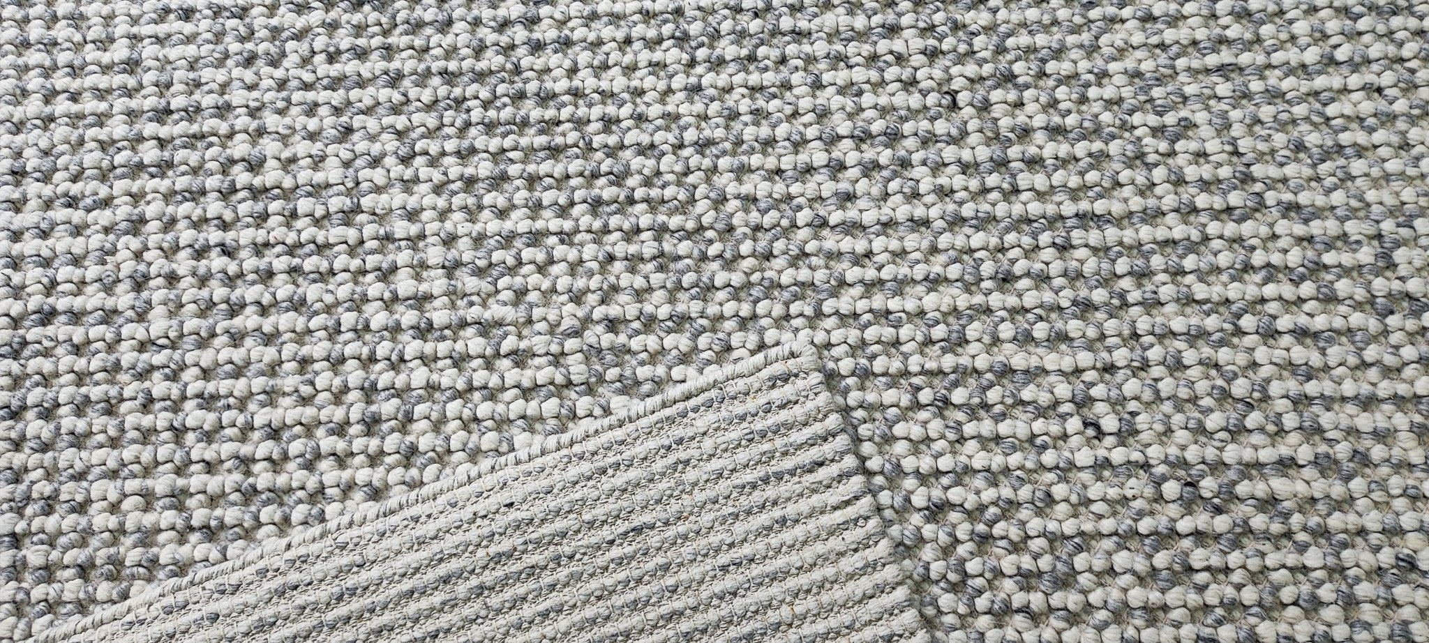 David Garrick Handwoven Wool Durrie Natural Grey Loop Ball 4.6x6.6 | Banana Manor Rug Company
