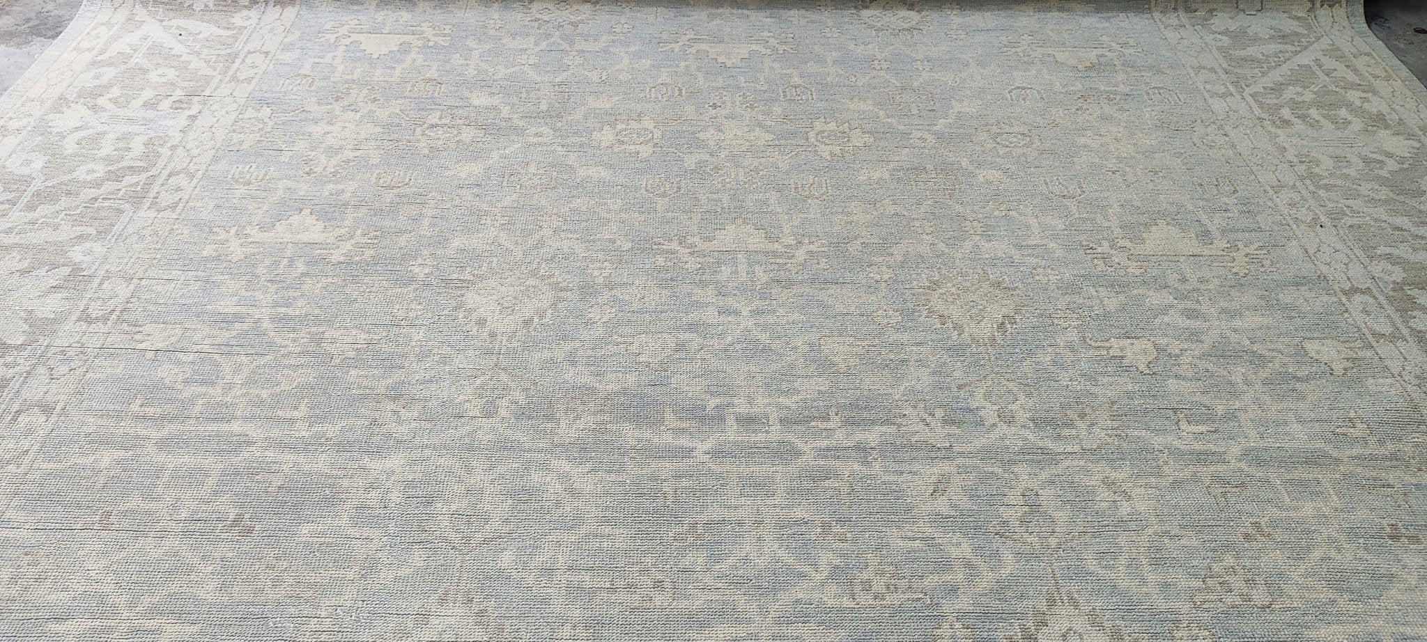 Debbi 11.6x14.9 Hand Knotted Silver Grey Turkish Oushak | Banana Manor Rug Factory Outlet