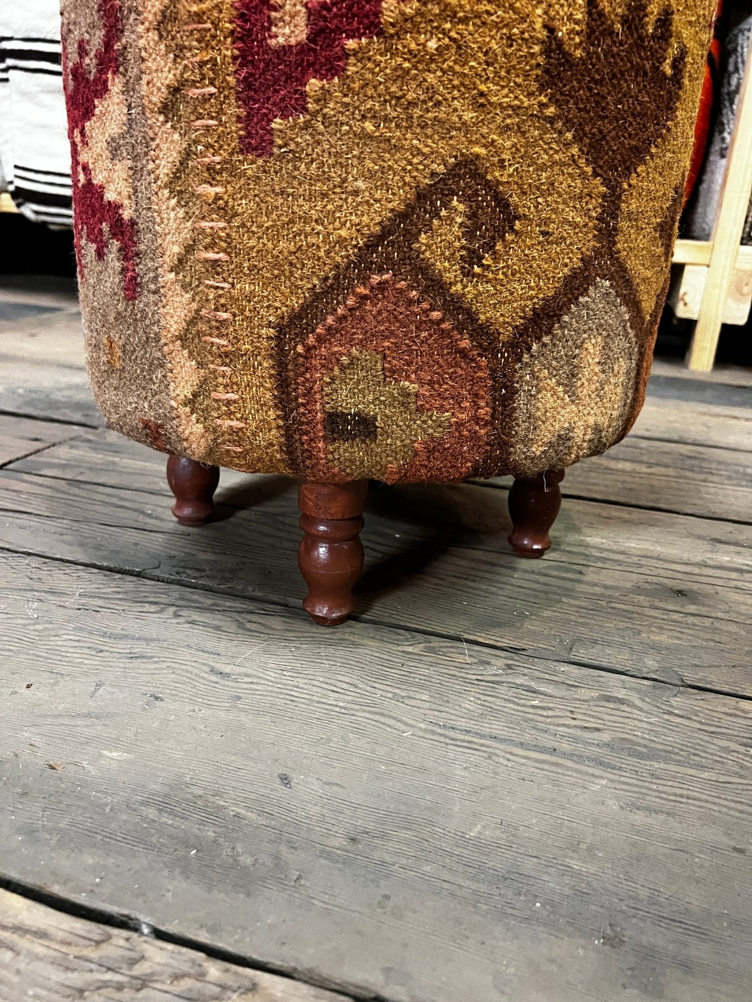 Debbie Reynolds 15x15x17 Wooden Upholstered Table | Banana Manor Rug Factory Outlet