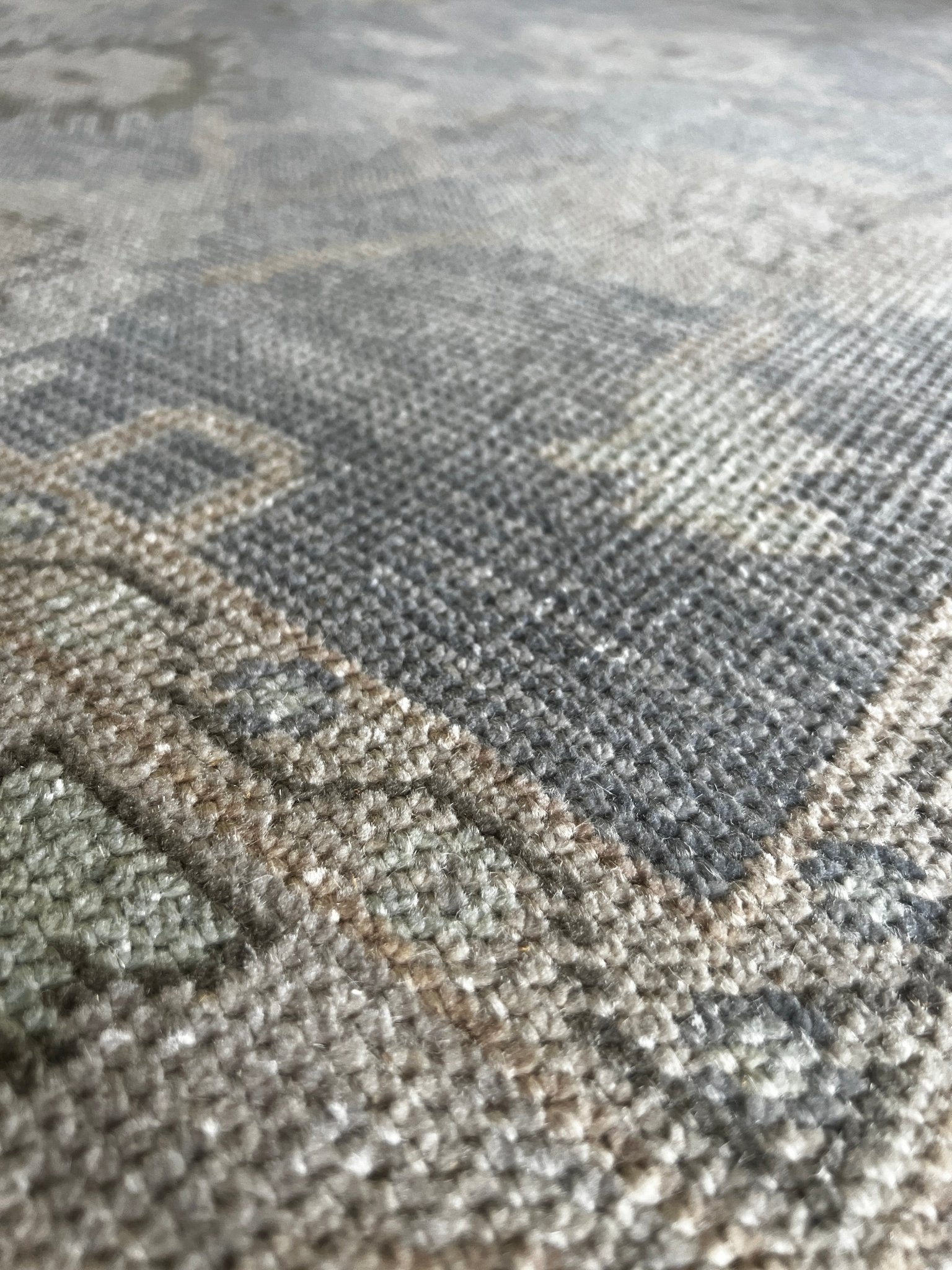 Debra Jo Fondren 4x6 Hand-Knotted Grey & Silver Turkish Oushak – Banana  Manor Rug Factory Outlet