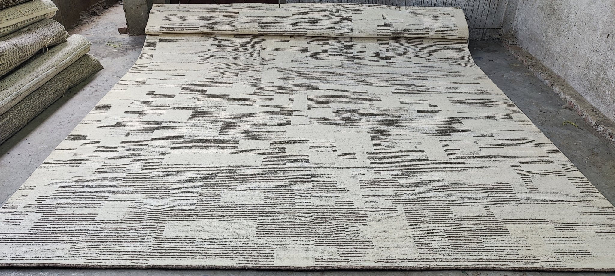 Dieter 10.3x14 Hand-Knotted Ivory & Grey Modern | Banana Manor Rug Factory Outlet
