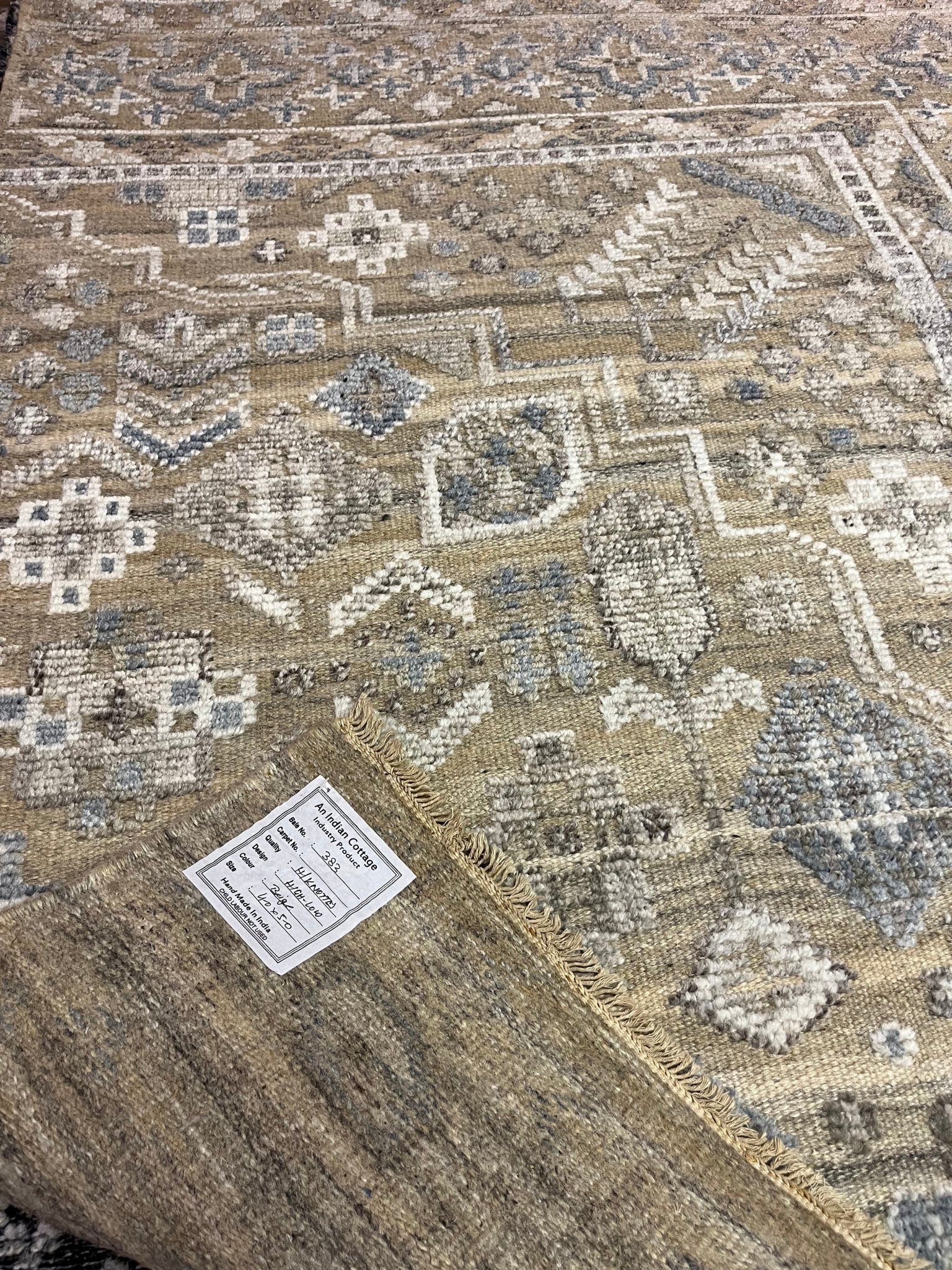 Dixon 4x5 Light Grey Hand-Knotted Modern Rug (Multiple Styles) | Banana Manor Rug Factory Outlet