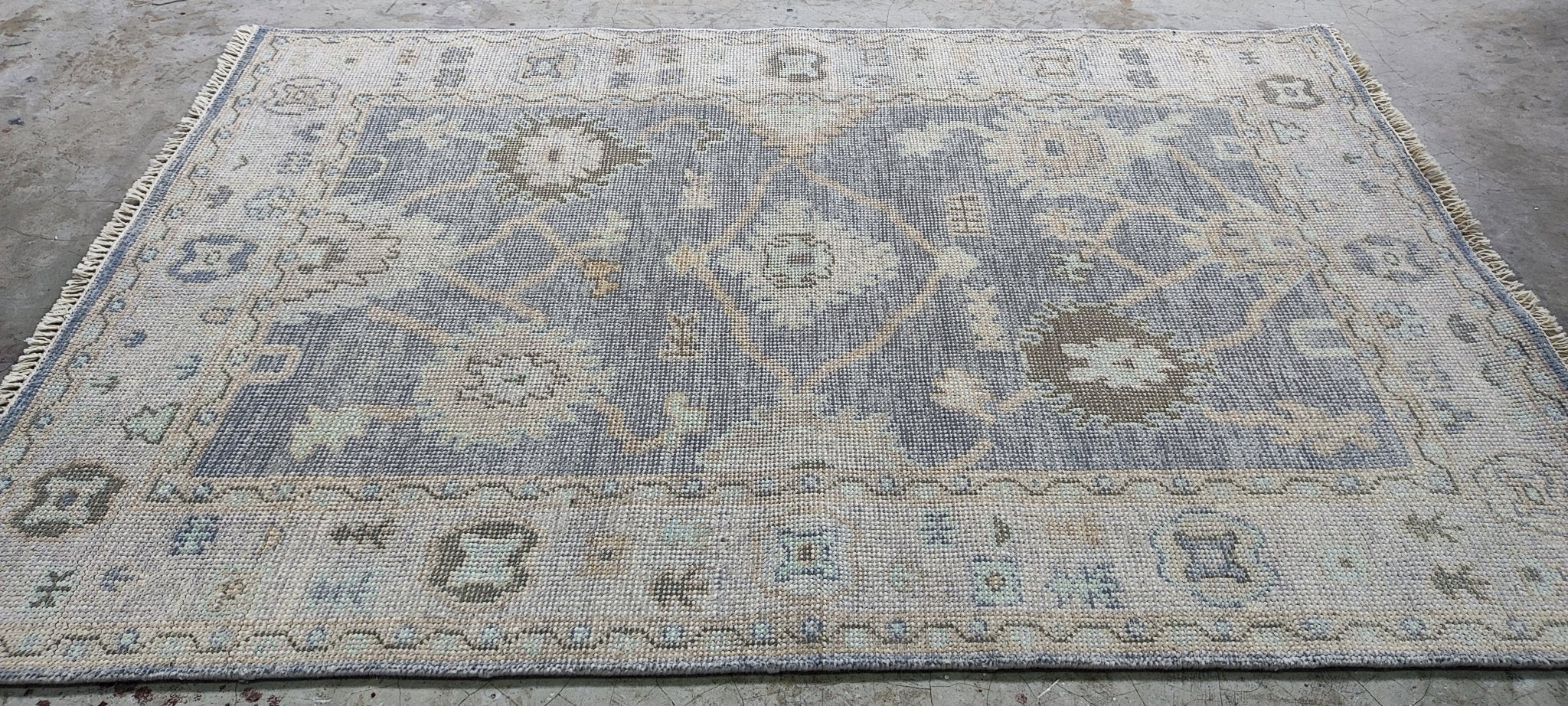 Donna Michelle 4.3x6 Hand Knotted Grey & Silver Turkish Oushak | Banana Manor Rug Factory Outlet