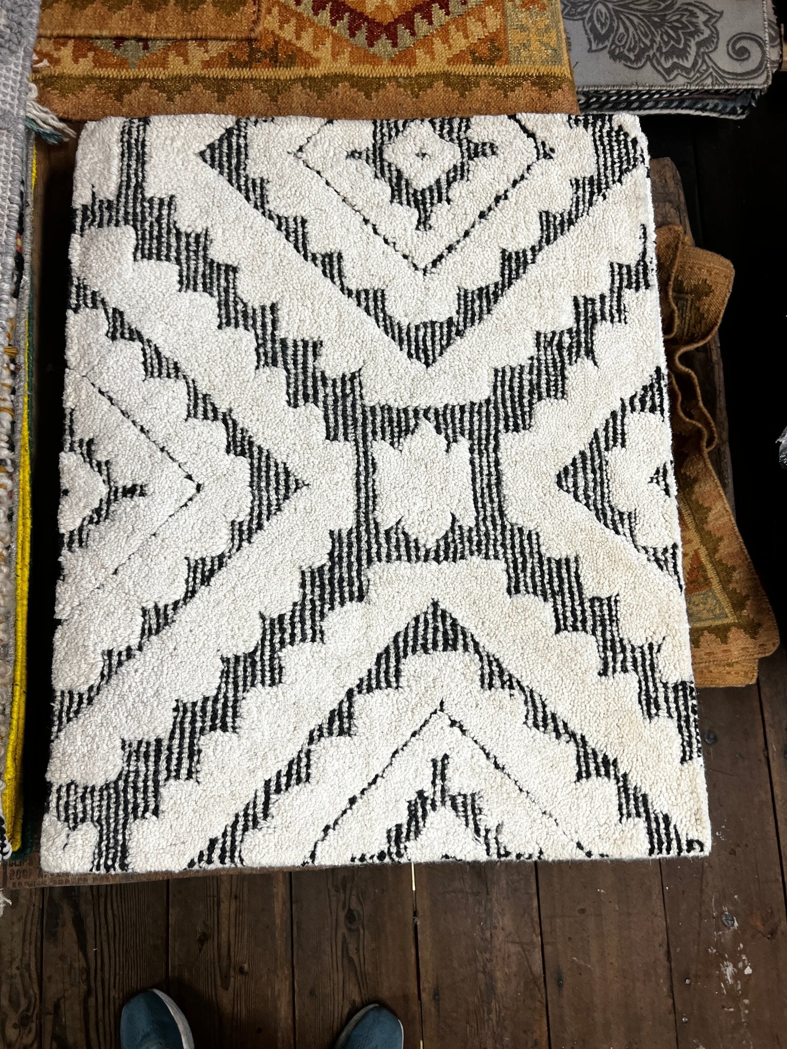 Dr. John 2x2.6 Handwoven Wool Rug | Banana Manor Rug Factory Outlet