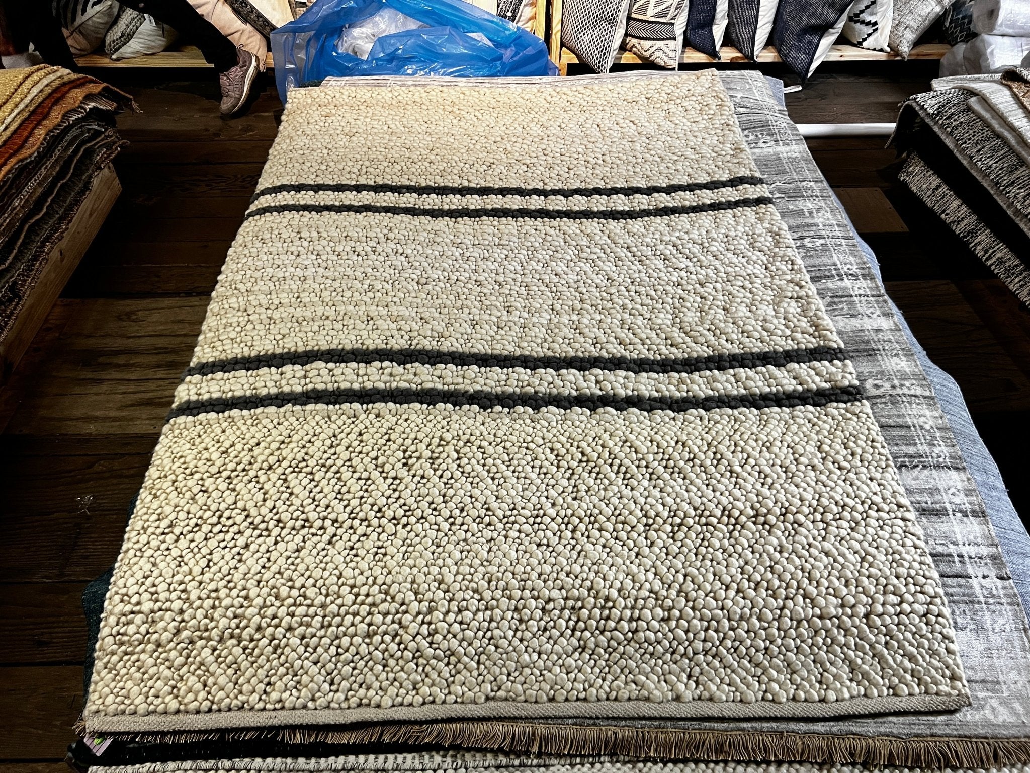 Edna Ivory and Grey Handwoven Rug 4.6x6.9 | Banana Manor Rug Company