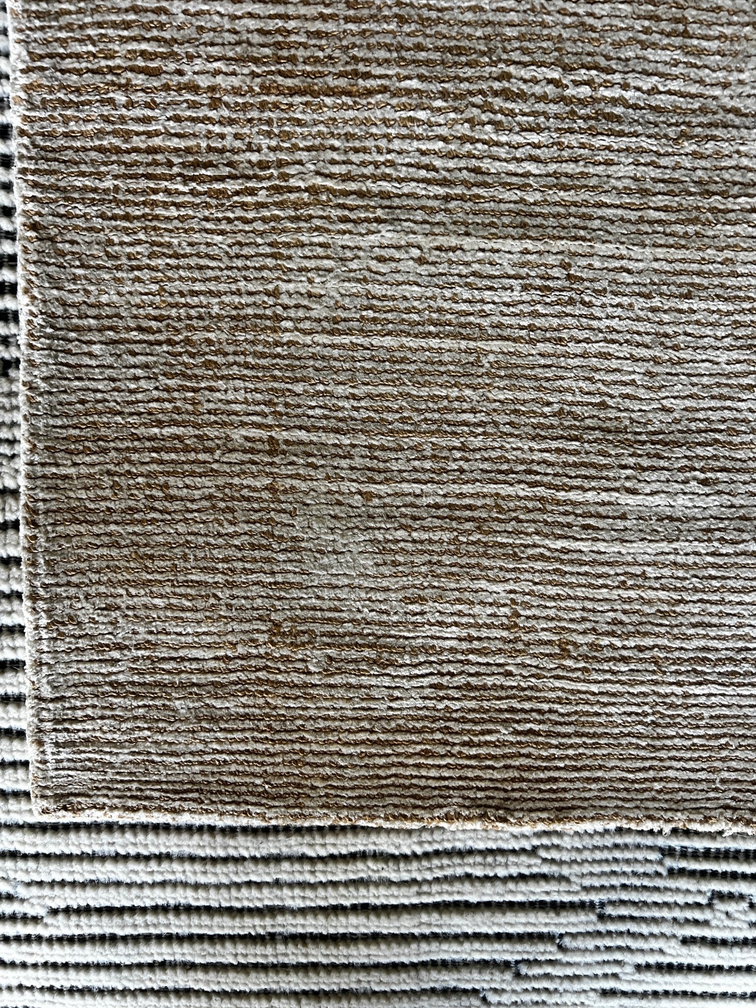 Edouard 4.6x6.6 Handwoven Blended Cut Pile Carpet | Banana Manor Rug Factory Outlet