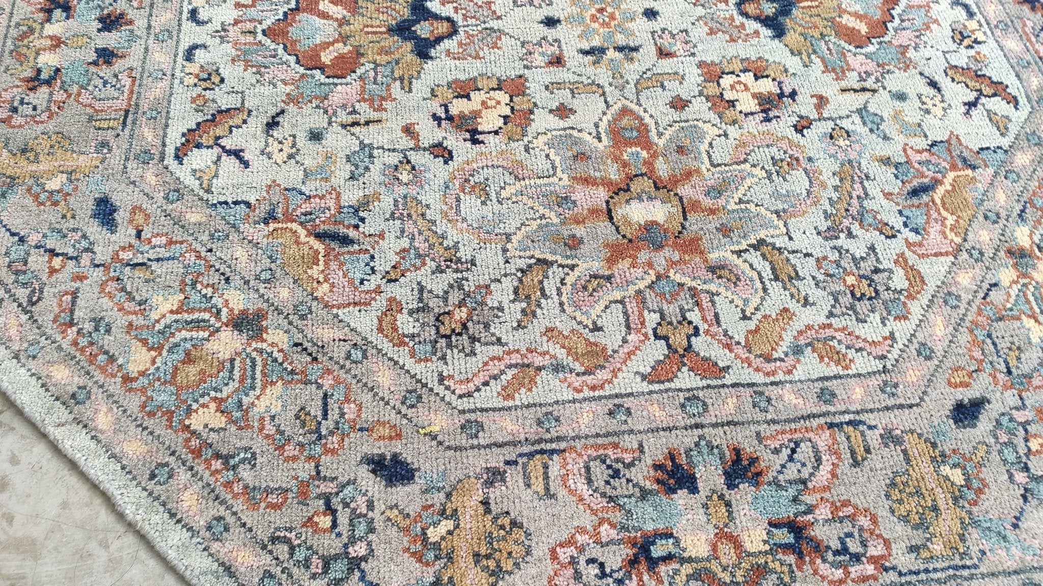 Elektra 6x6 Light Green Octagonal Oushak Rug | Banana Manor Rug Company