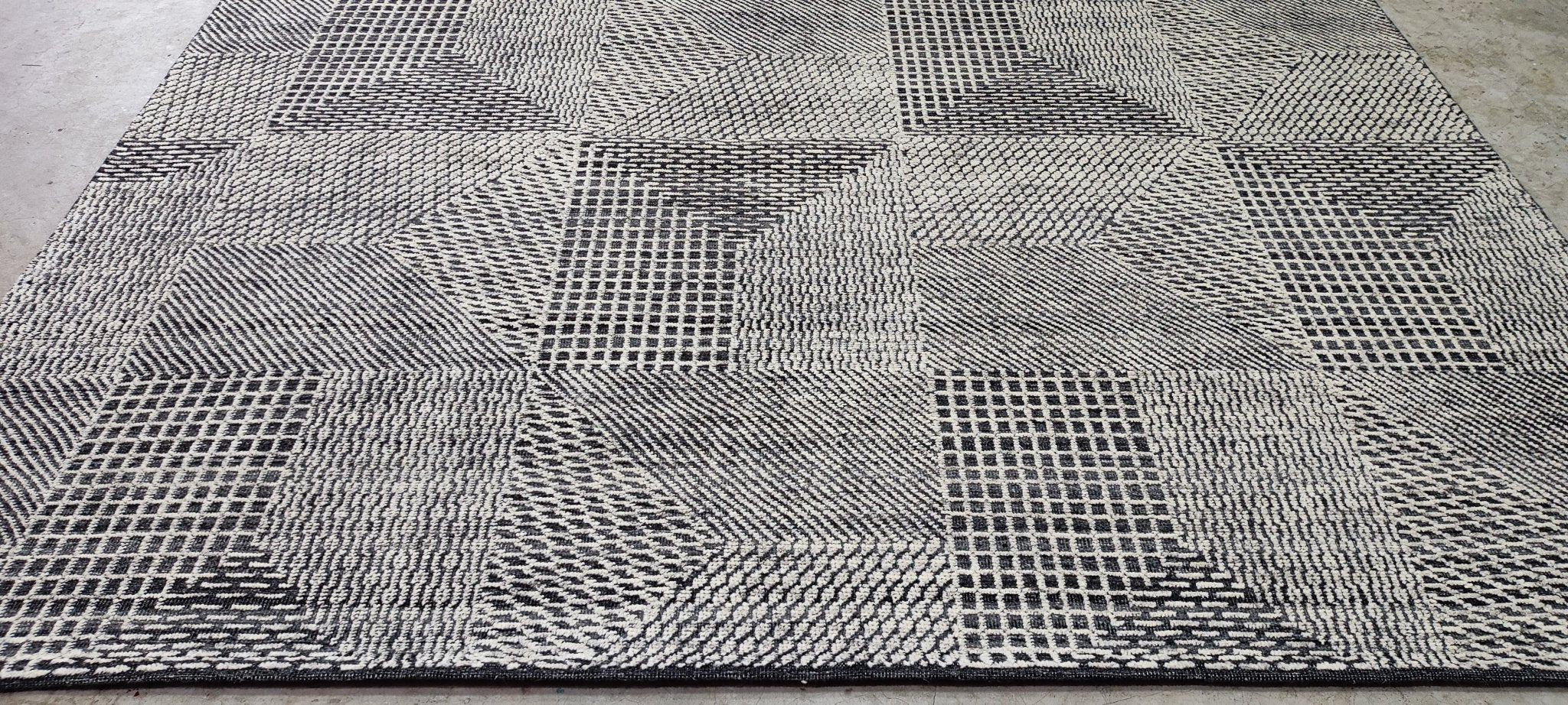 Eli 9.3x12 Hand-Knotted Dark Grey & Grey Modern | Banana Manor Rug Factory Outlet