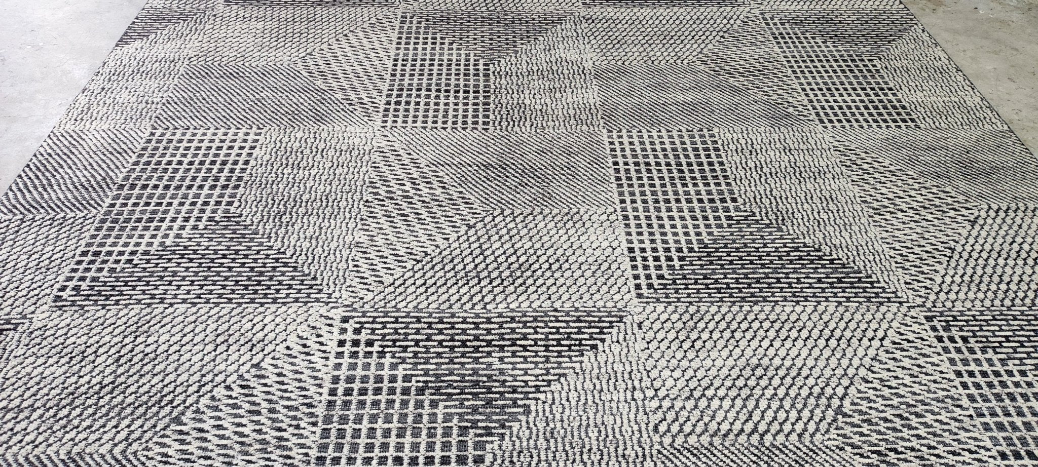 Eli 9.3x12 Hand-Knotted Dark Grey & Grey Modern | Banana Manor Rug Factory Outlet