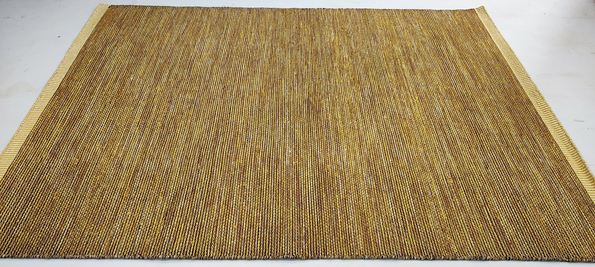 Elks Orleans 5.6x7.6 Handwoven Gold Textured Durrie | Banana Manor Rug Factory Outlet