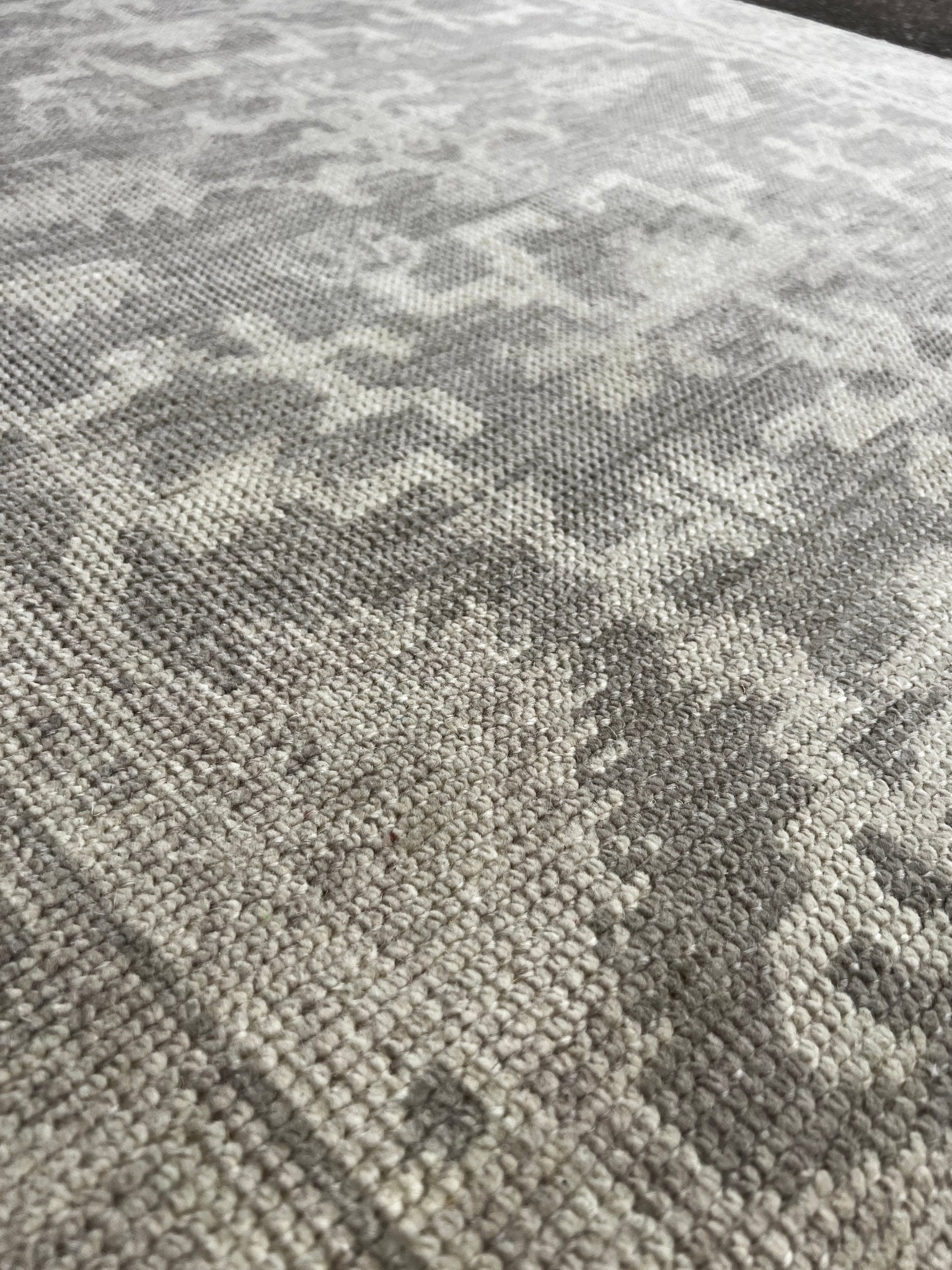 Ellen Stratton 4x6 Hand-Knotted Grey & Silver Turkish Oushak | Banana Manor Rug Factory Outlet