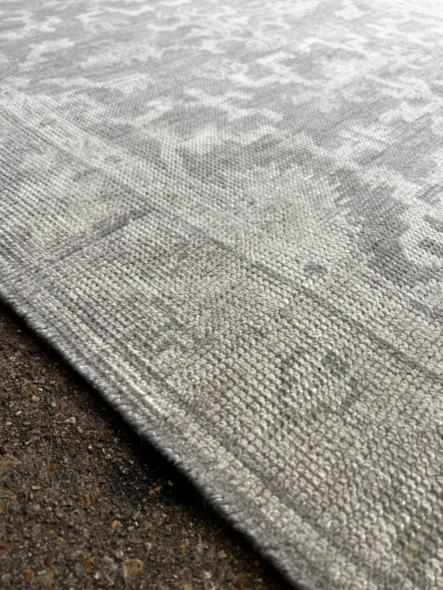 Ellen Stratton 4x6 Hand-Knotted Grey & Silver Turkish Oushak | Banana Manor Rug Factory Outlet