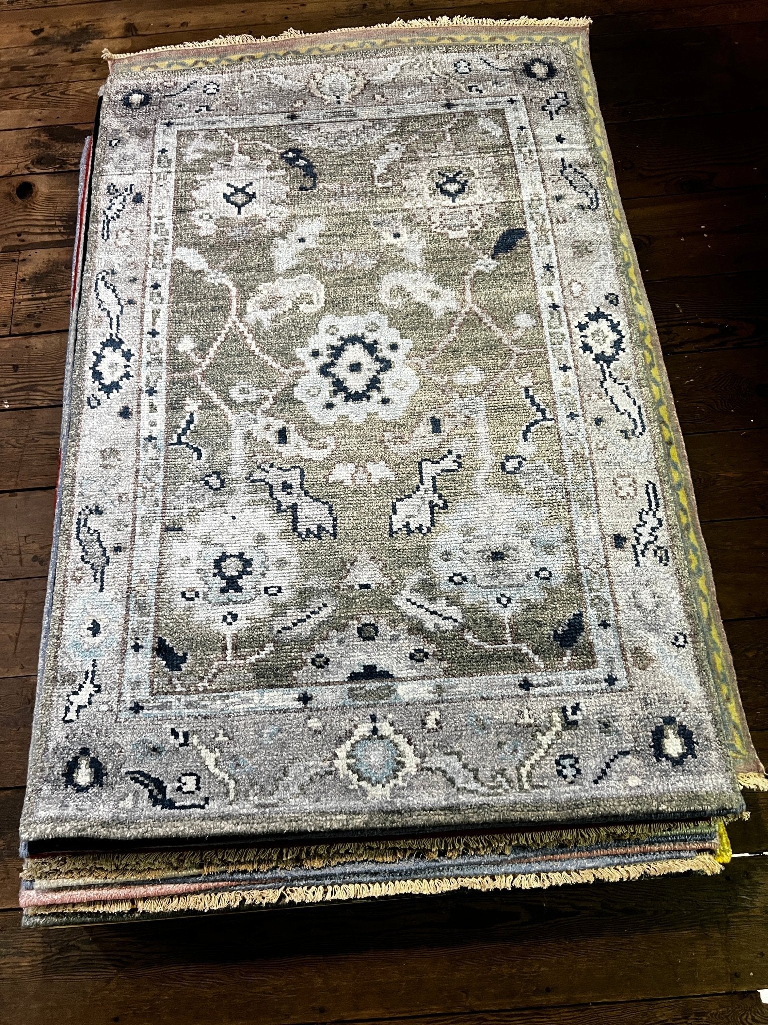 Elsje 4x6 Grey Oushak | Banana Manor Rug Factory Outlet