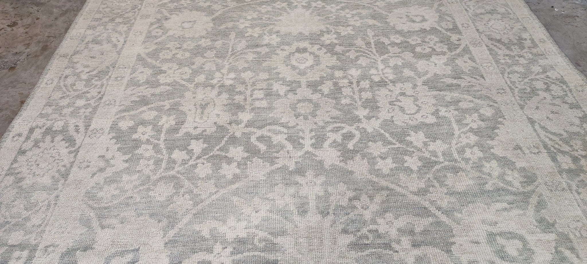 Emily Browning Hand-Knotted Oushak Rug Aqua and Silver 8x10.3 | Banana Manor Rug Company