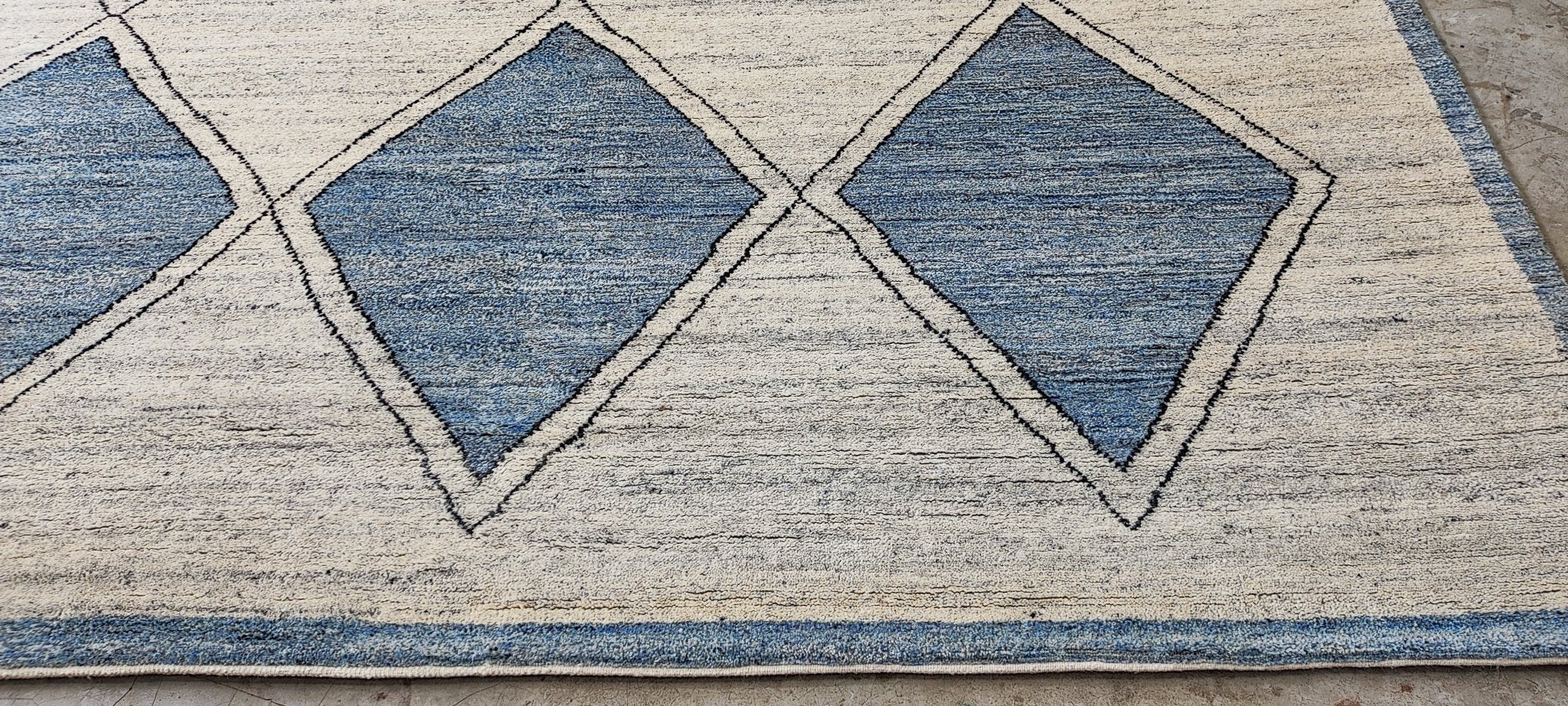 Erik 8x10 Hand-Knotted Beige & Blue Pile | Banana Manor Rug Factory Outlet