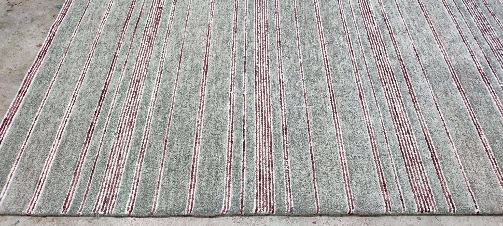 Esther Rose 5x7.6 Hand-Tufted Wool Green Stripe | Banana Manor Rug Factory Outlet