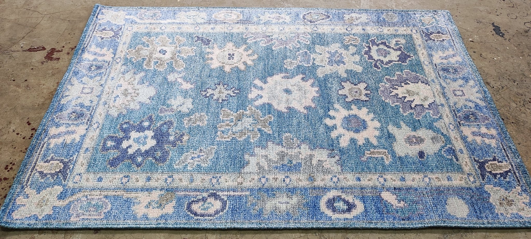 Evi 4x6 Light Blue Oushak | Banana Manor Rug Factory Outlet