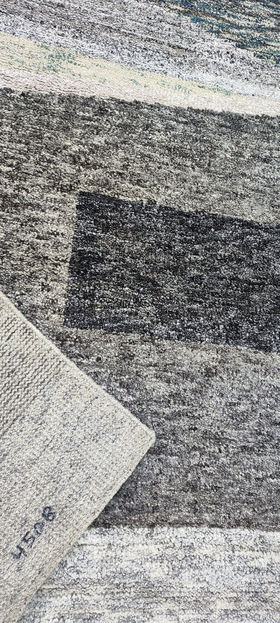 Farrell 7.9x10 Hand-Knotted Grey & Silver Modern | Banana Manor Rug Factory Outlet