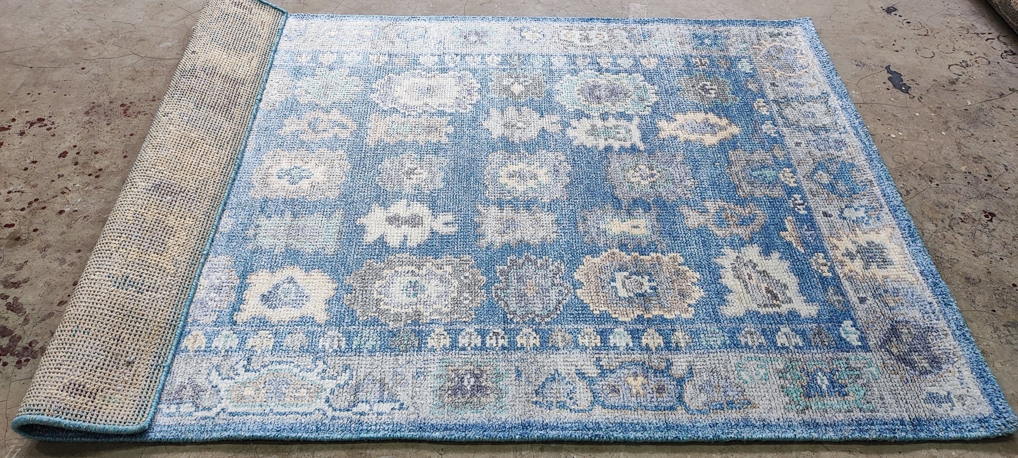 Felicia 4x6 Light Blue Oushak | Banana Manor Rug Factory Outlet