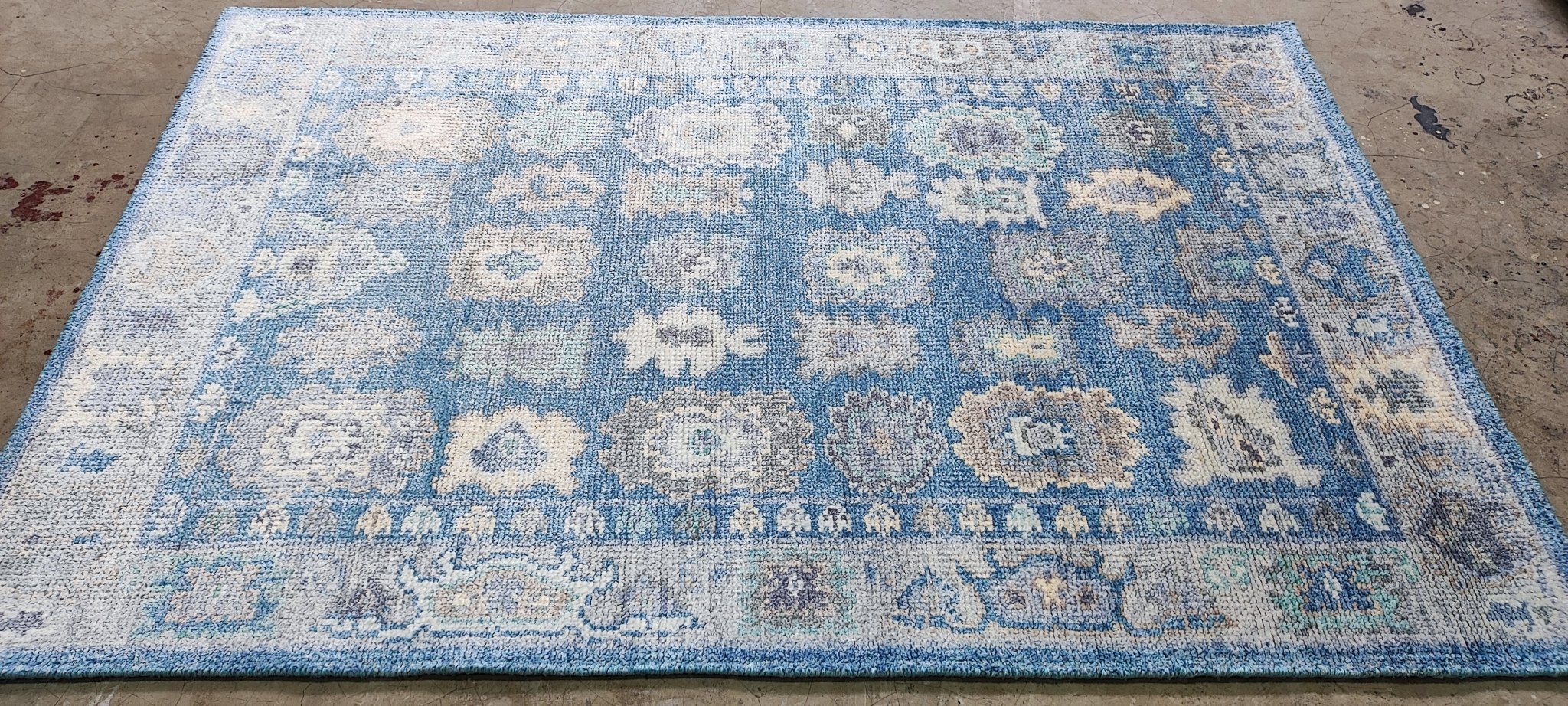 Felicia 4x6 Light Blue Oushak | Banana Manor Rug Factory Outlet