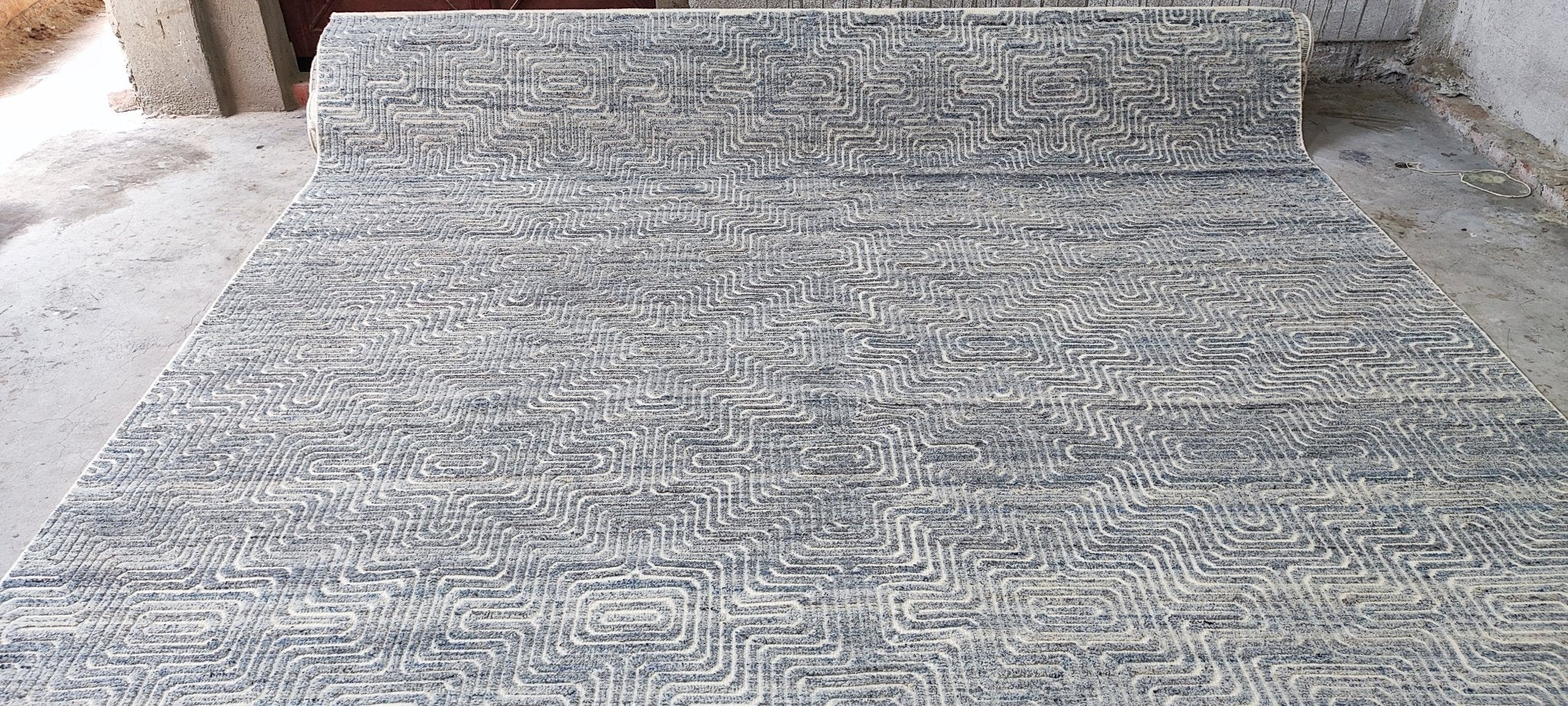 Feodor 9x12 Hand-Knotted Light Blue & Ivory Modern | Banana Manor Rug Factory Outlet