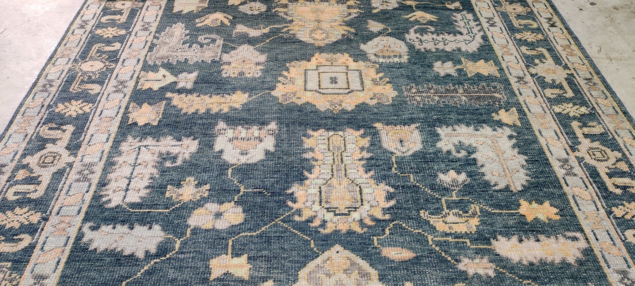 Florence Knoll Green Hand-Knotted Oushak Rug 8x10 | Banana Manor Rug Company