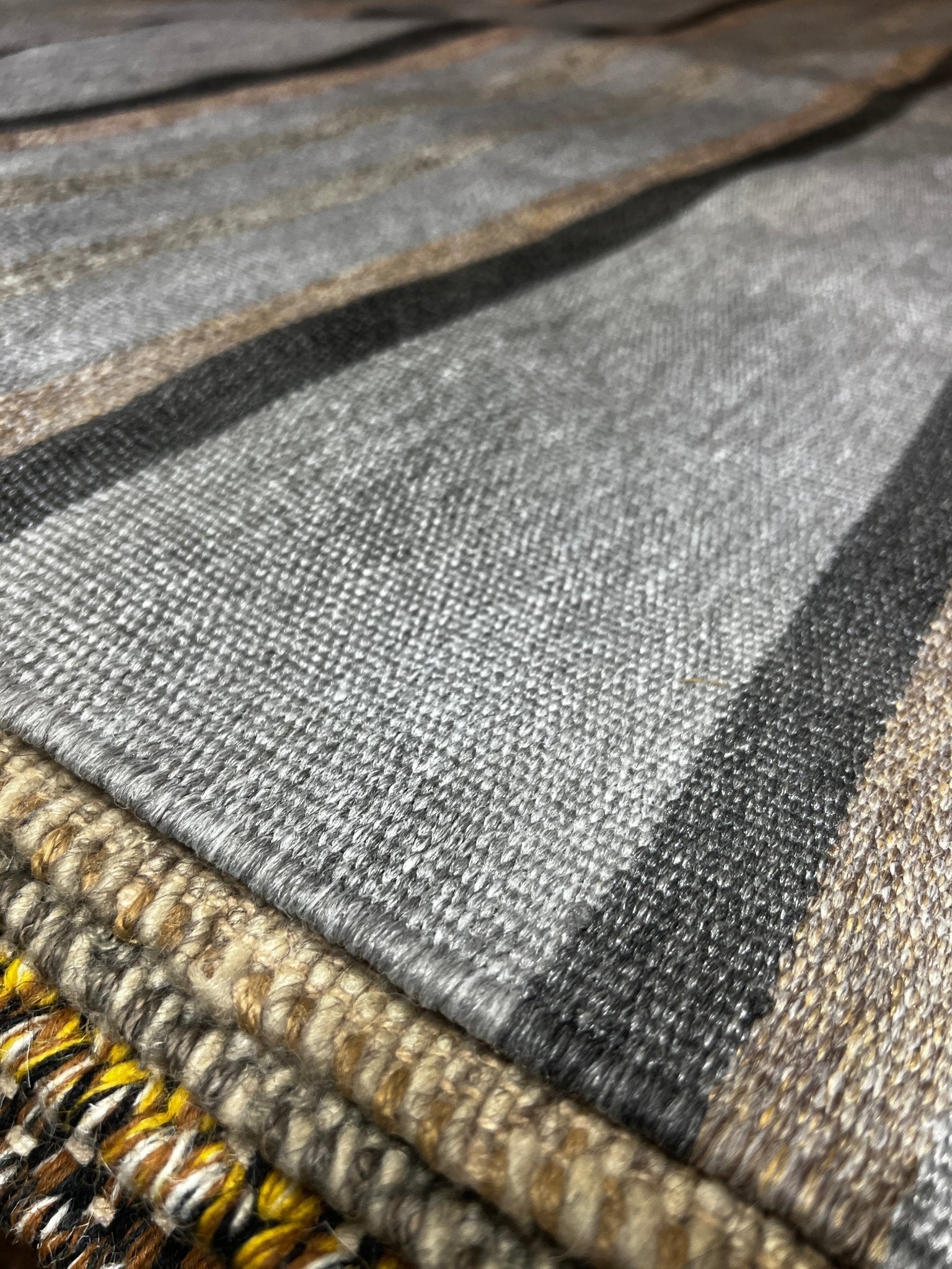 Folsom 4.6x7.6 Handwoven Grey Stripe Durrie | Banana Manor Rug Factory Outlet