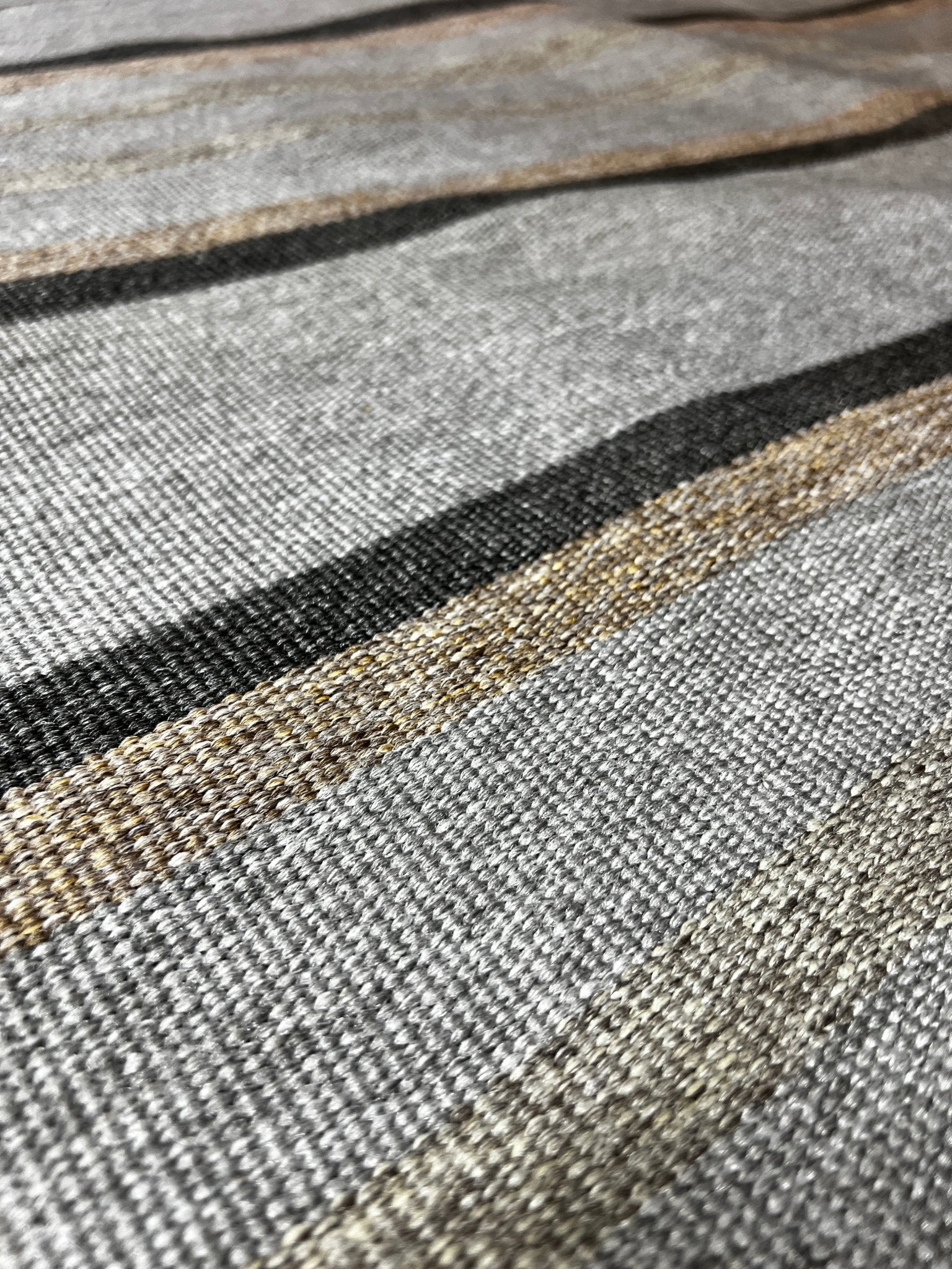 Folsom 4.6x7.6 Handwoven Grey Stripe Durrie | Banana Manor Rug Factory Outlet