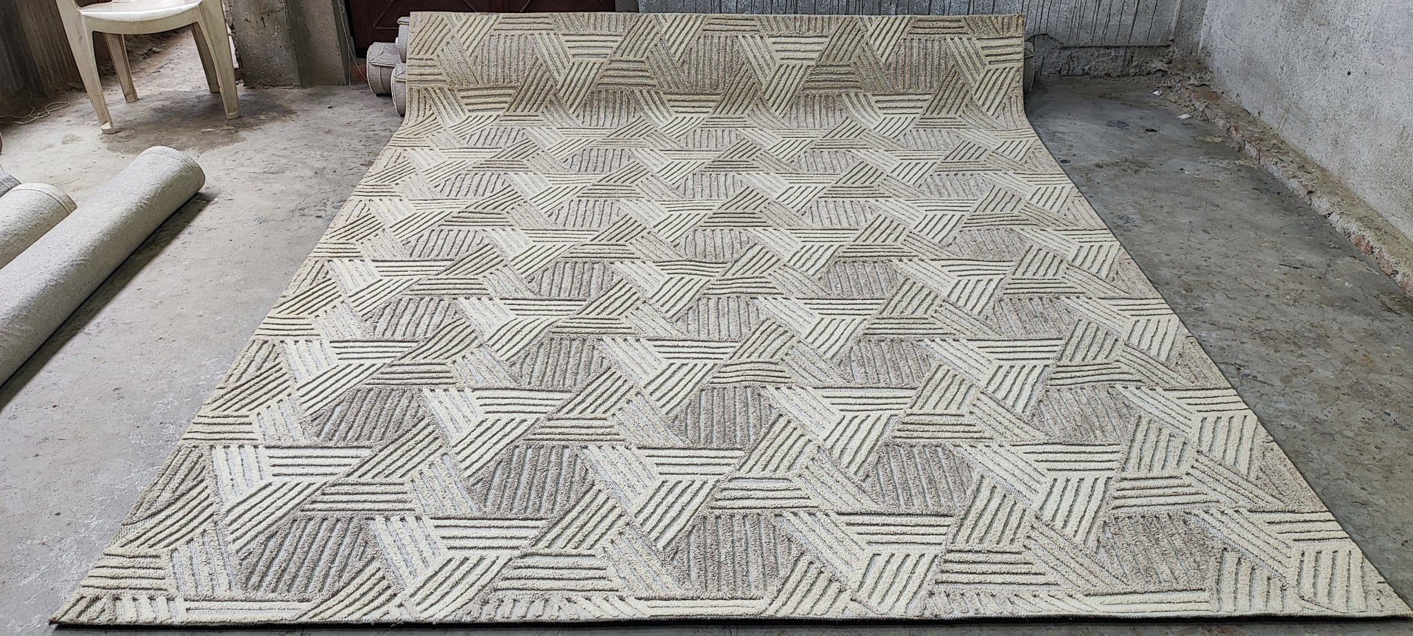Ford 8x10 Hand-Tufted Beige & Grey Modern | Banana Manor Rug Factory Outlet