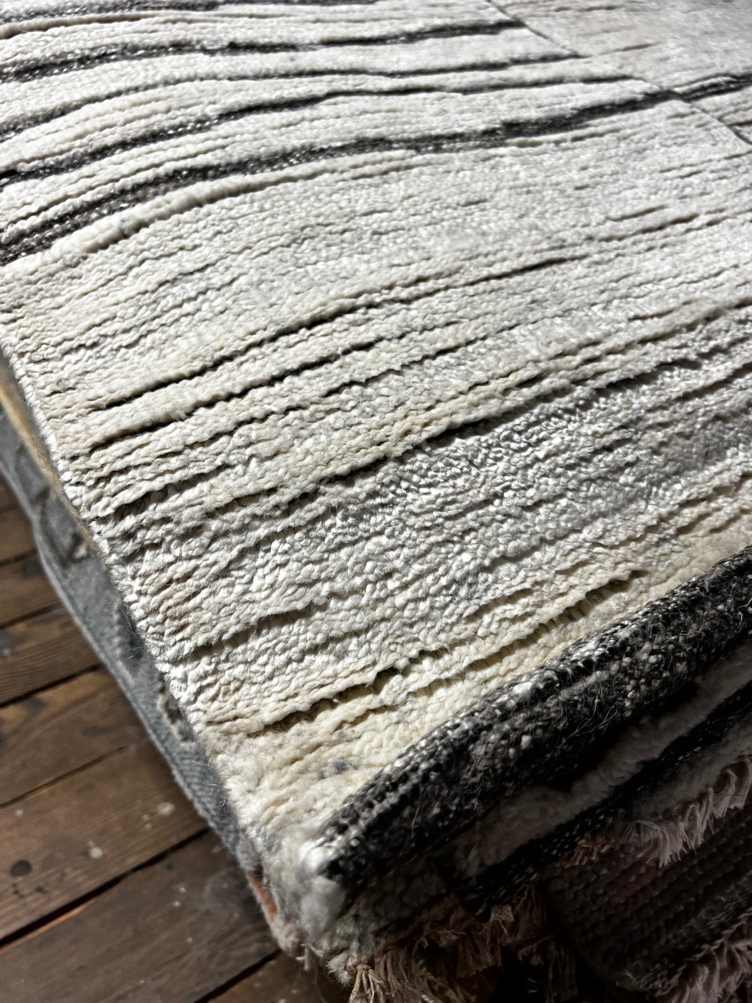 Freddie 3x10 Hand-Knotted Ivory & Grey Cut Pile Runner | Banana Manor Rug Factory Outlet